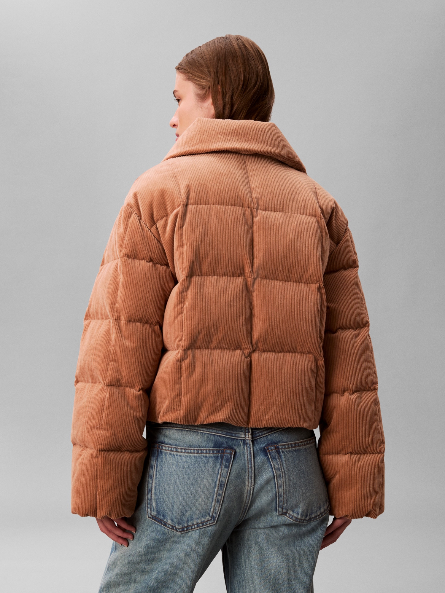 Calvin Klein Jeans Veste en velours côtelé »CORDUROY INSULATED DOWN PUFFER« ohne Kapuze Mit Rundhalsausschnitt, regular fit