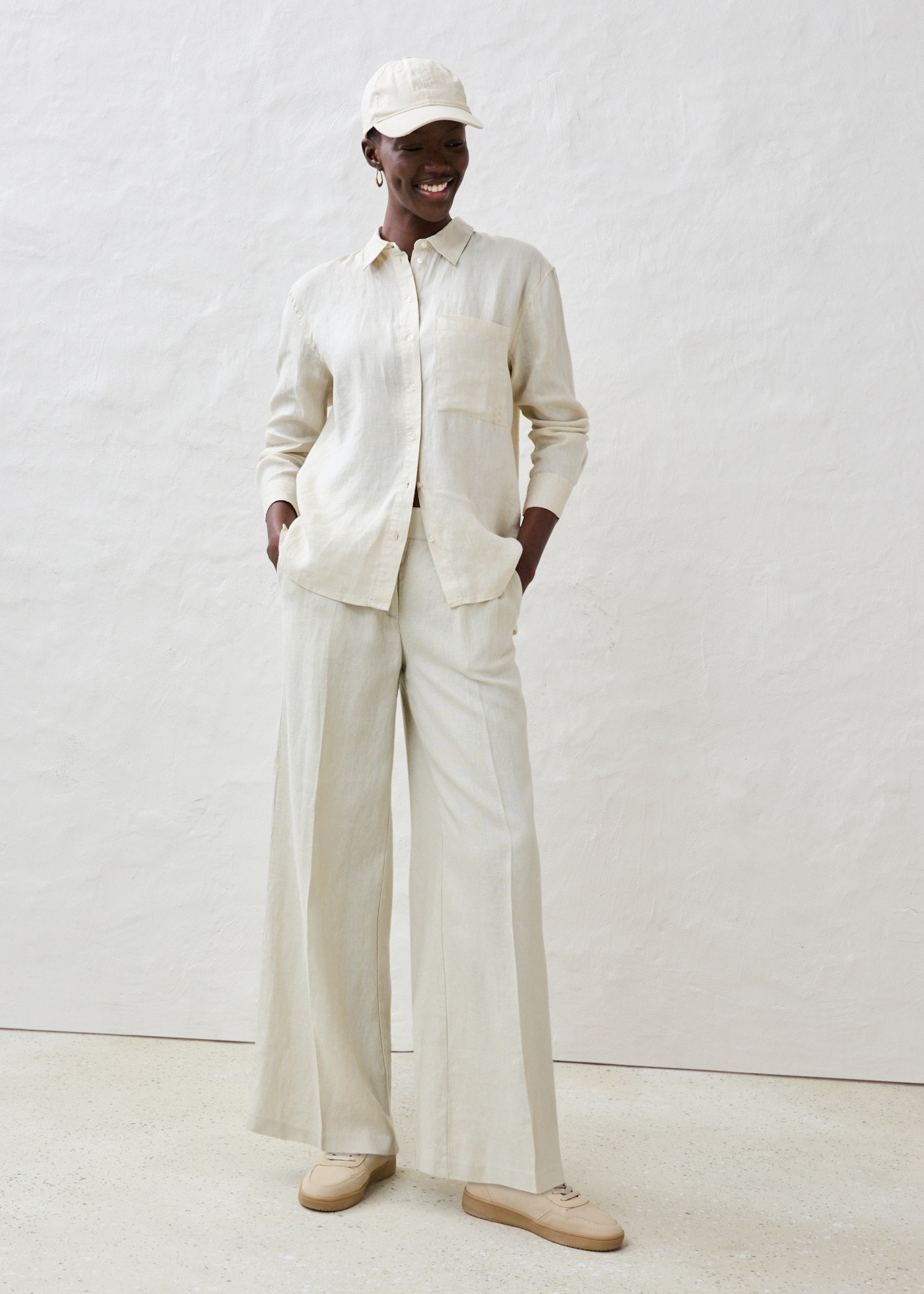 bonprix Pantalon à pinces  aus Leinen, strapazierfähiges Material, Loose Fit, mit Knittereffekt