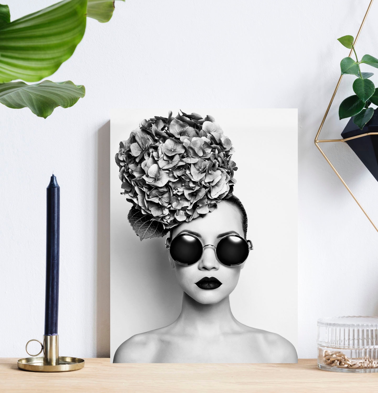 queence Acrylglasbild »Frau mit Blumenhut«, Frau-Kunst-Schwarz-Weiss-Bilder von Frauen, Fine Art-Print in Galeriequalität