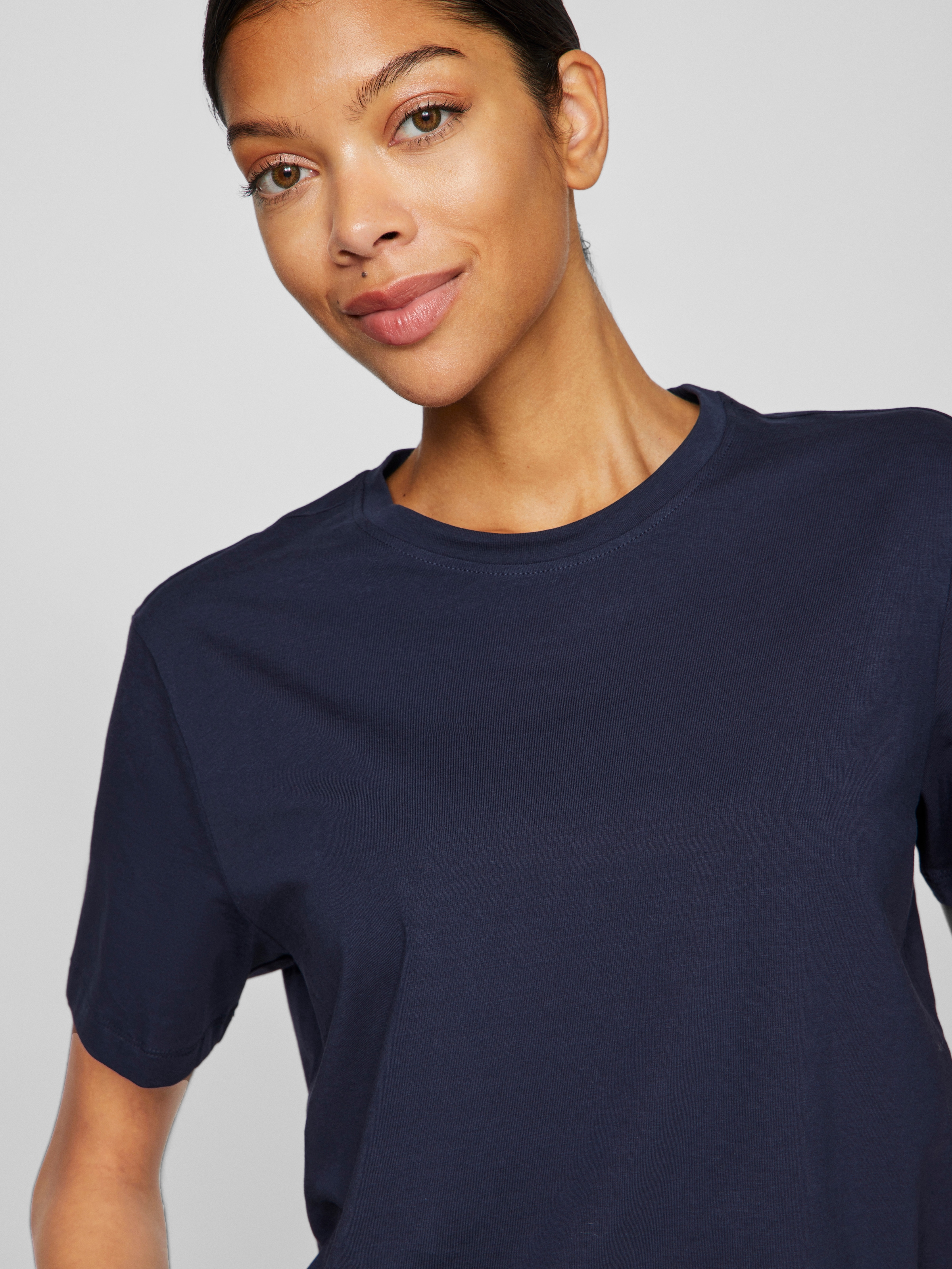 Vila T-shirt à manches courtes »VINORA S/S T-SHIRT - NOOS« mélange coton, coupe régulière