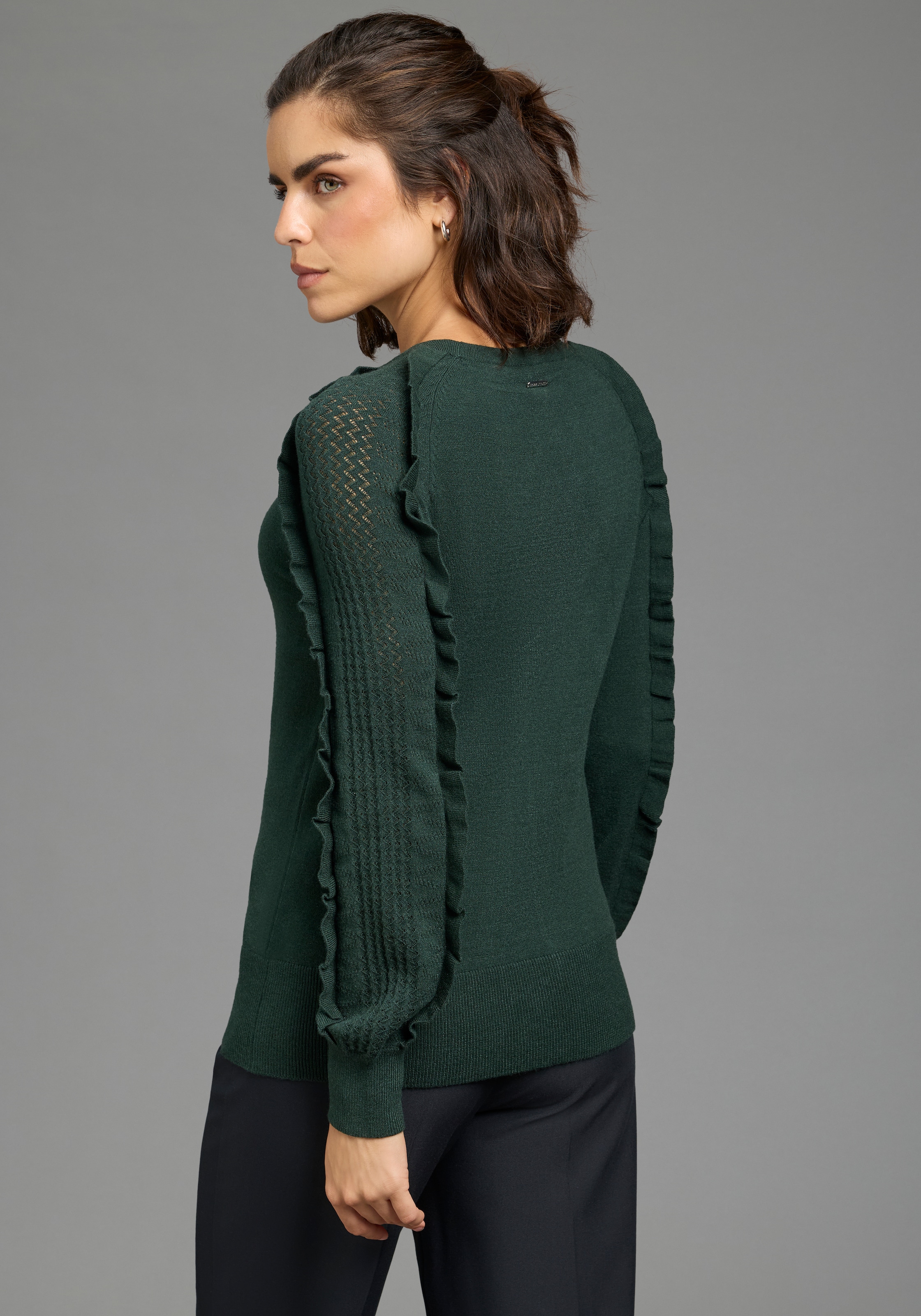 Laura Scott Pull en tricot »mit femininem Ajourstrickmuster« avec coupe évasée
