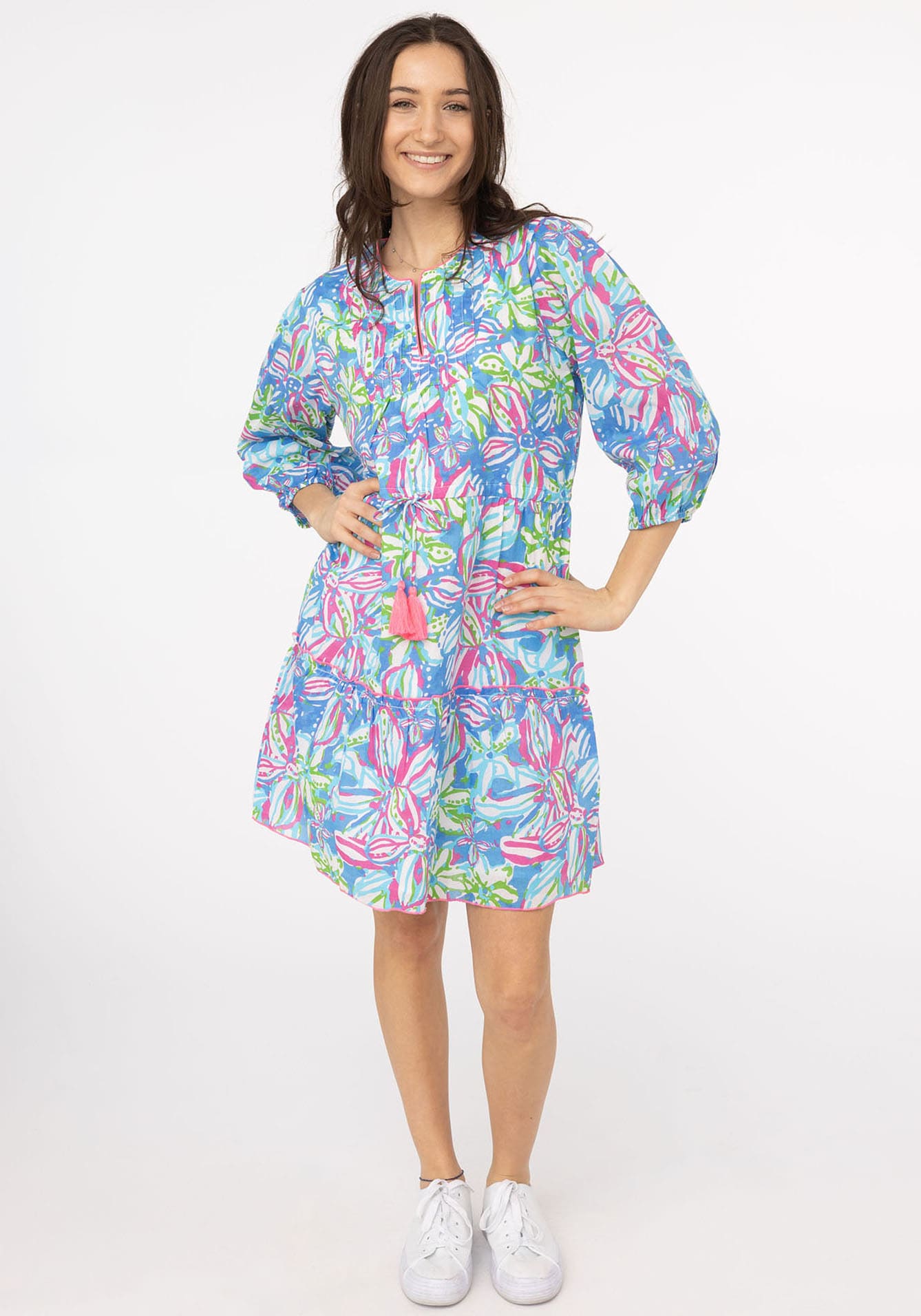 Image of Zwillingsherz Sommerkleid ""Blumentraum"" mit floralem Muster, zum Binden mit Tasseln, kontrastfarbige Details