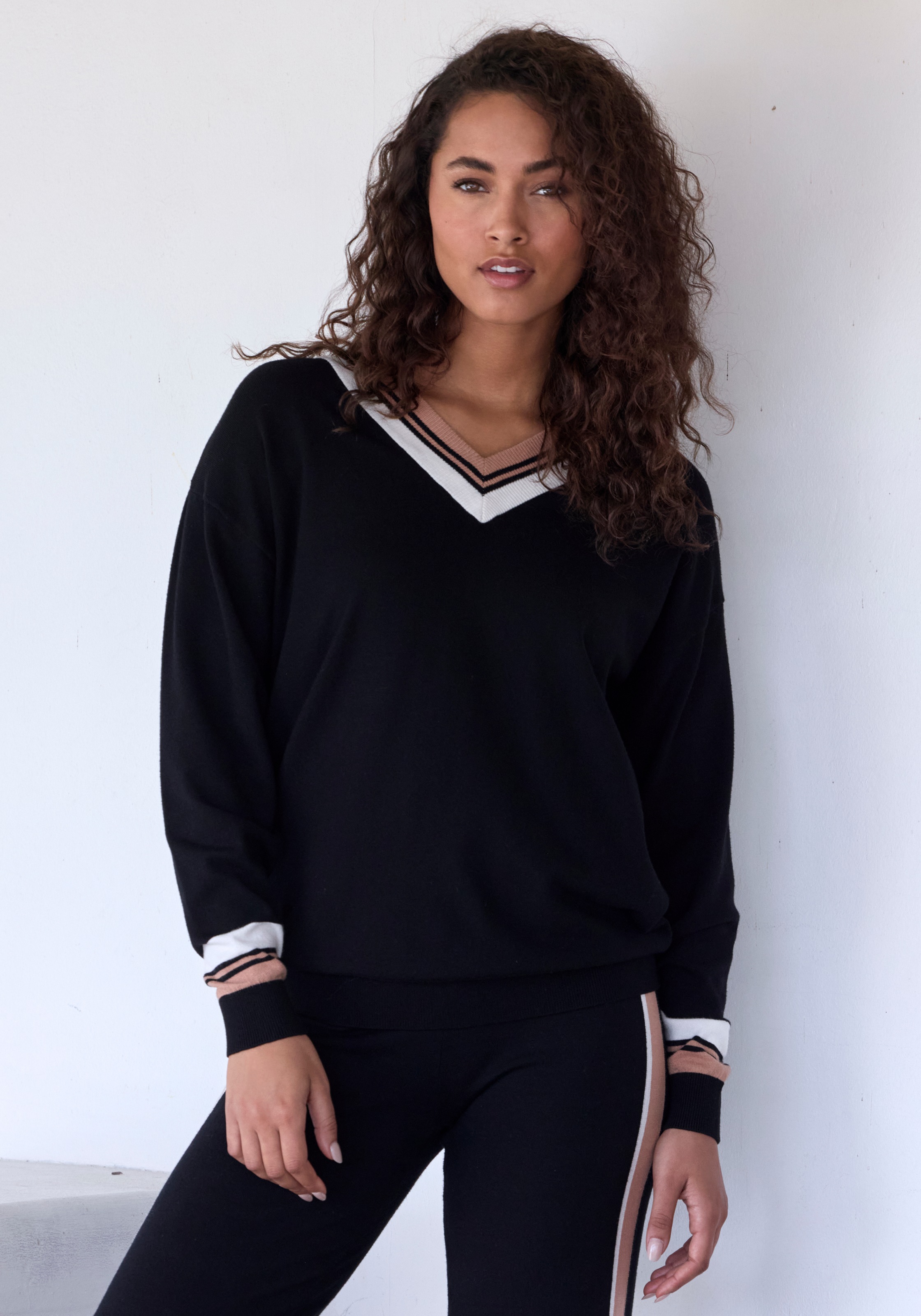 Image of French Connection Strickpullover mit Kontraststreifen, Loungewear