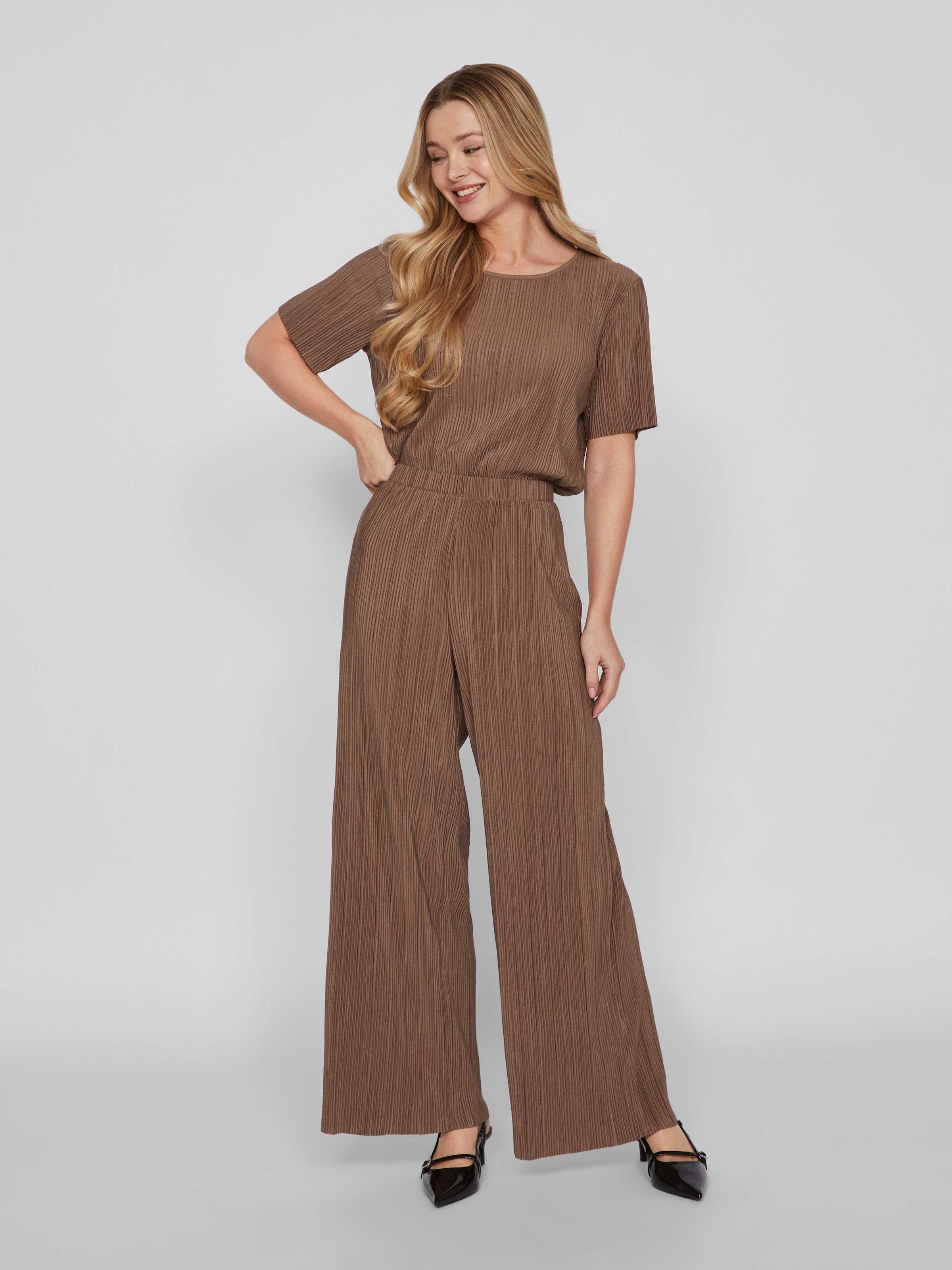 Vila T-shirt à manches courtes »VIPLISA O-NECK S/S TOP - NOOS«