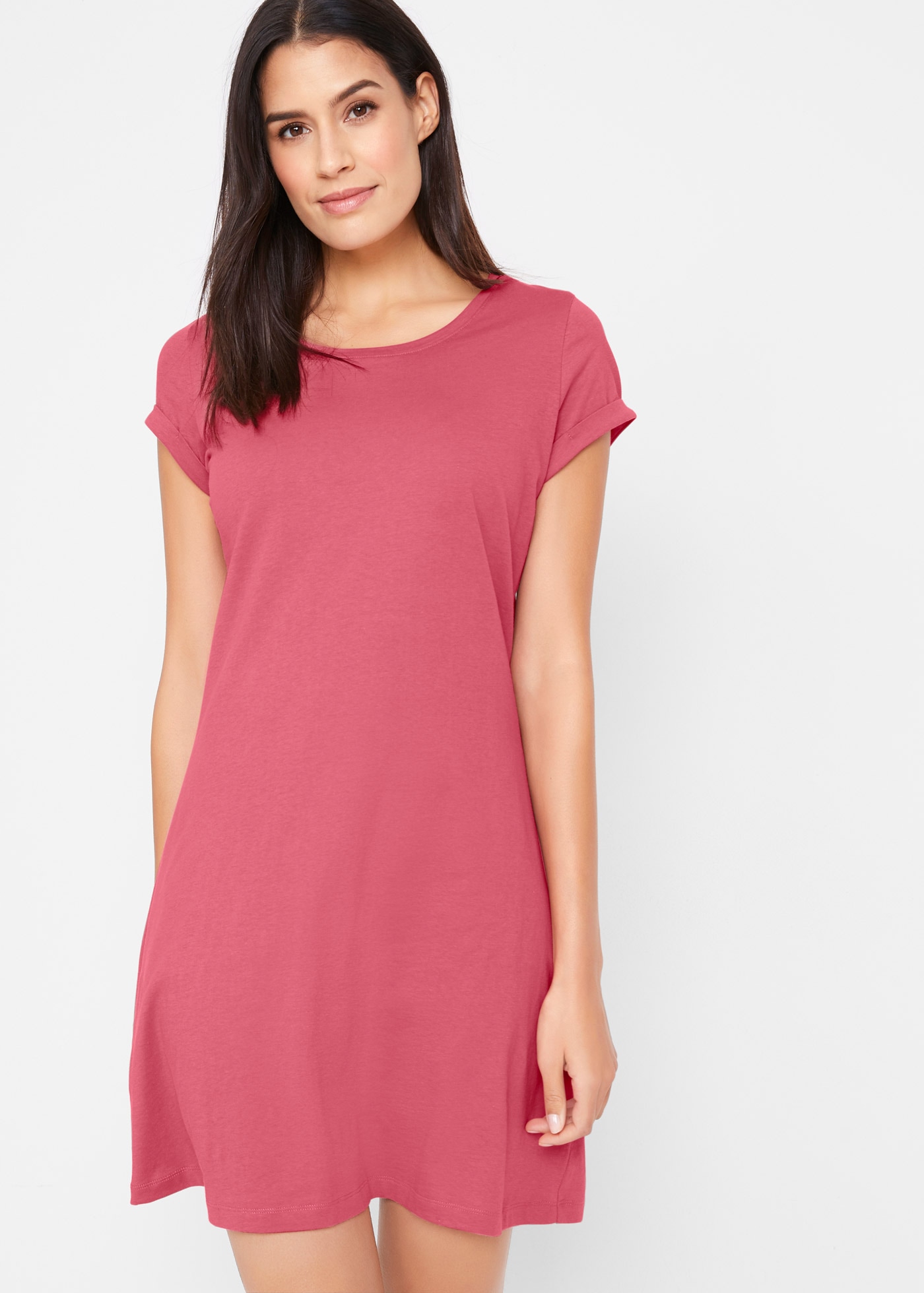 bonprix Robe t-shirt für warme Tage, aus reiner Baumwolle, taillierte Passform