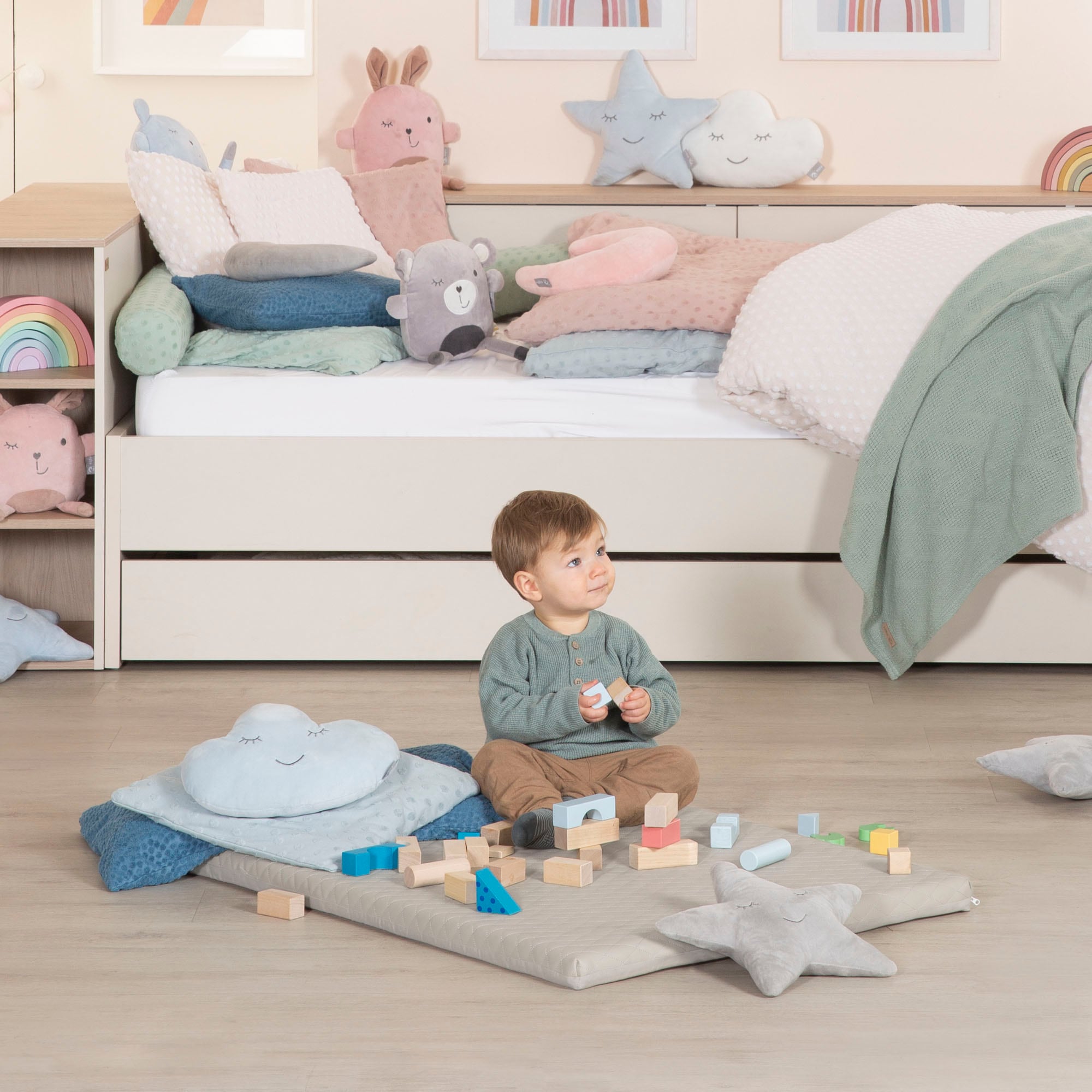 roba® Spielmatte »Luxe, Greyish gesteppt, 78 x 100 cm« Passend für Kletterdreieck sowie Indoor-Kletterturm