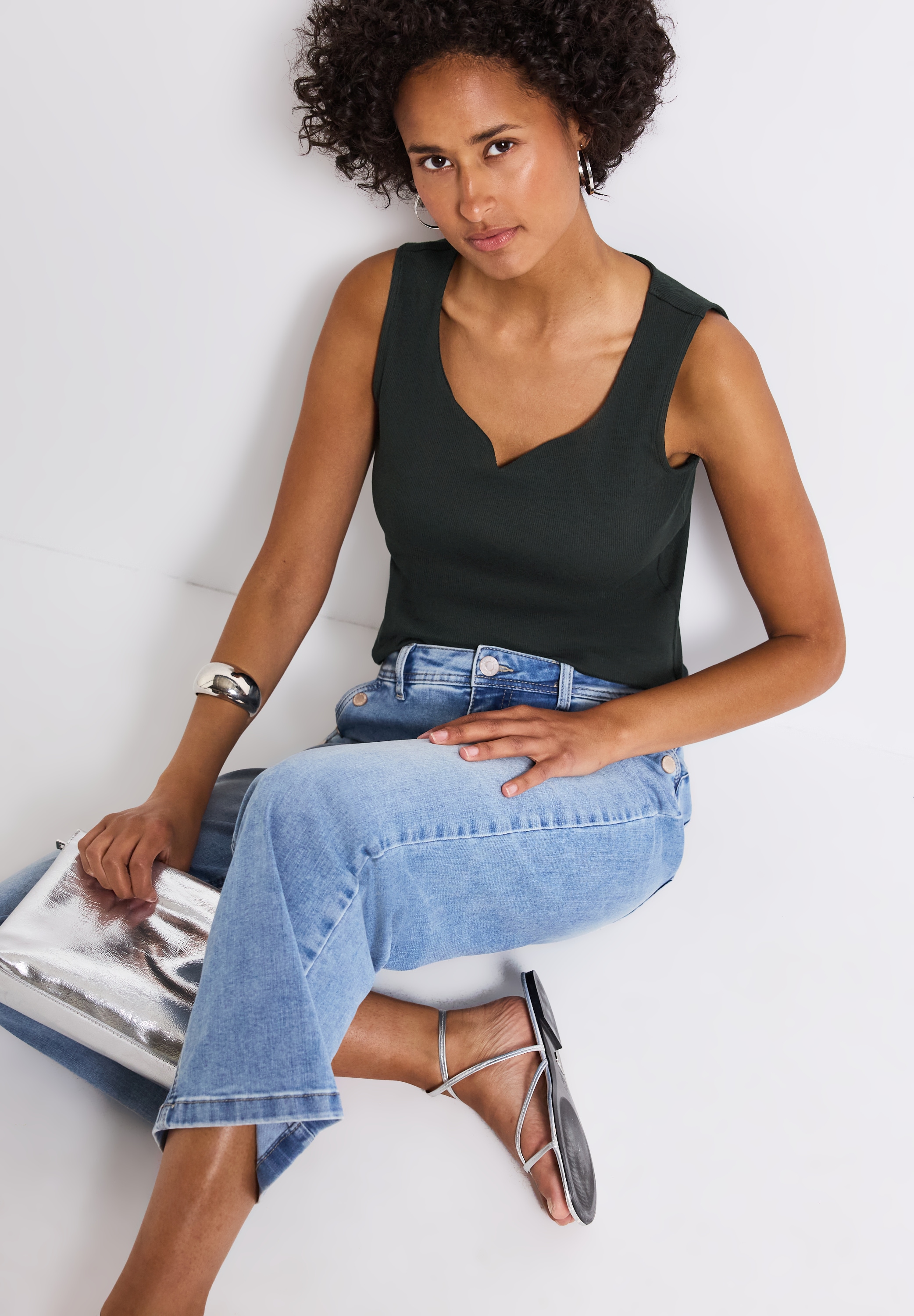 STREET ONE Shirttop »GANIA«, mit Herzausschnitt und Stretch