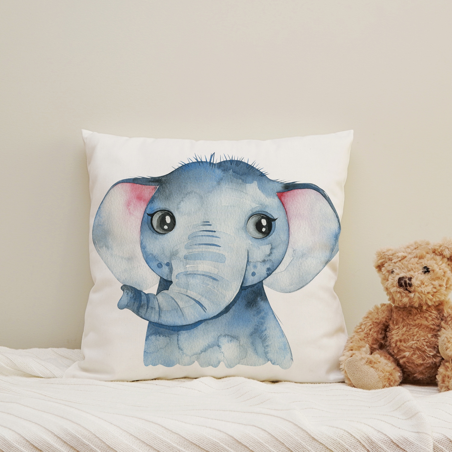 Image of queence Dekokissen "Blaues Elefantenbaby" Kissenhülle mit HD Premium Druck, geruchsneutral, 40x40cm