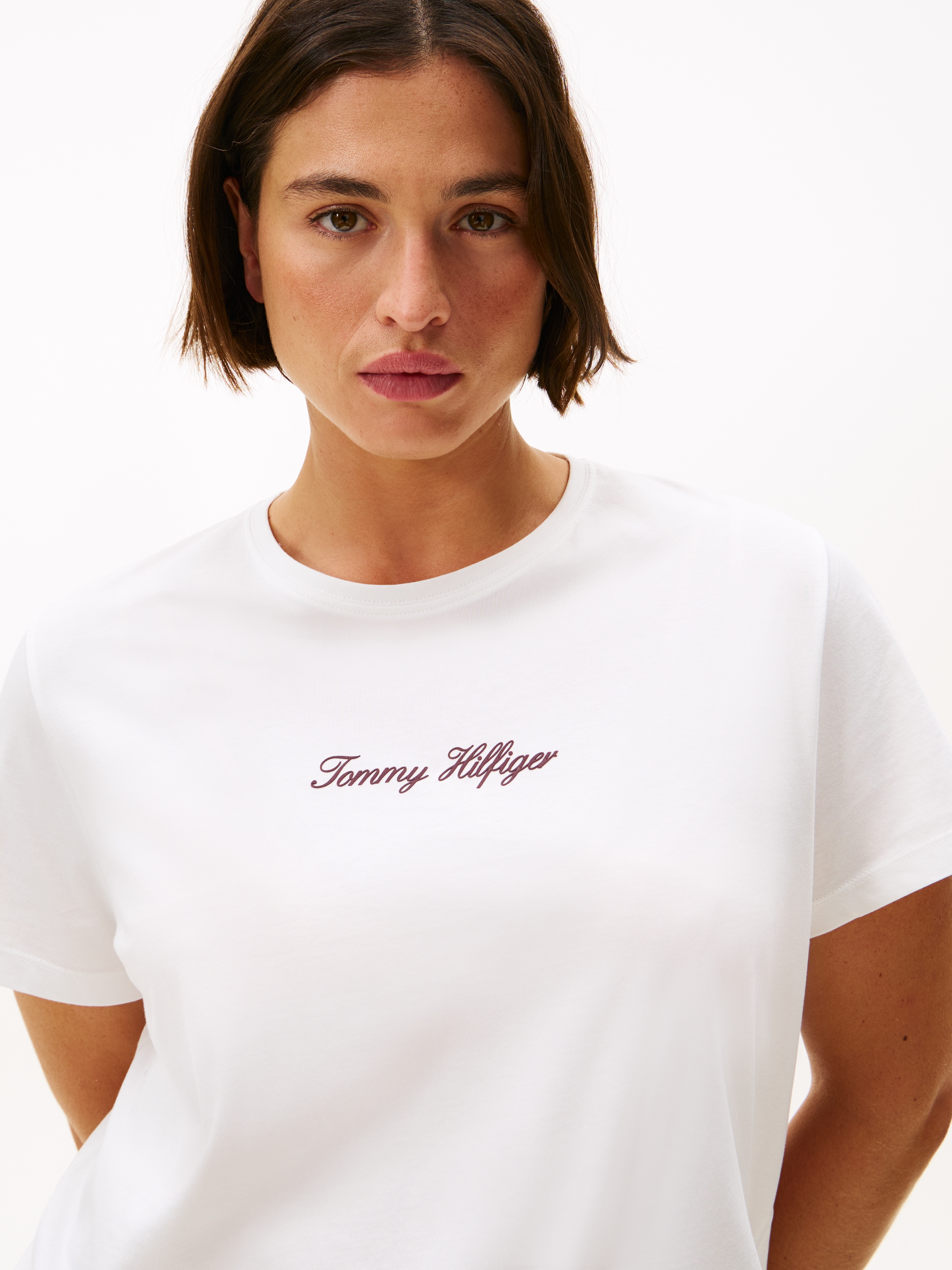 Tommy Hilfiger Curve Kurzarmshirt »CRV CLASSIC SCRIPT REG SS TEE«, in grossen Grössen