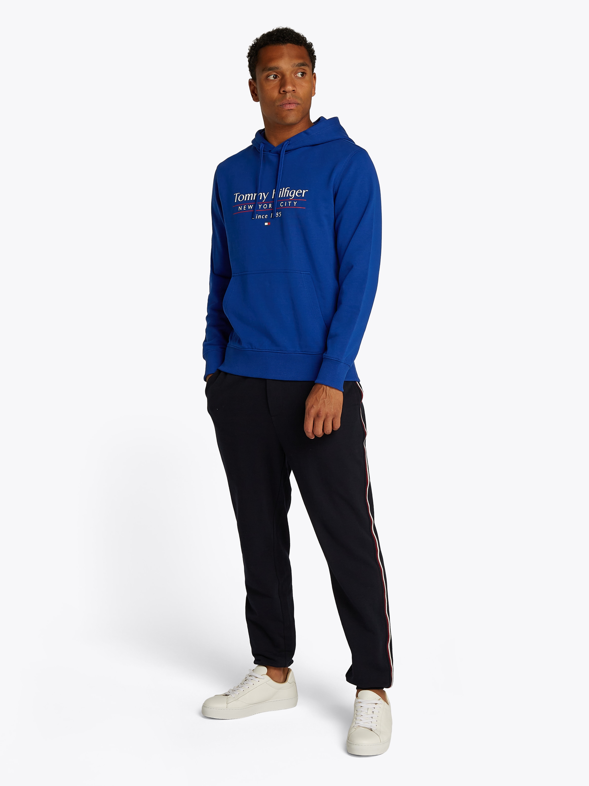Tommy Hilfiger Hoodie »HILFIGER CENTER STACK HOODY«, mit grossem mehrfarbigen Print
