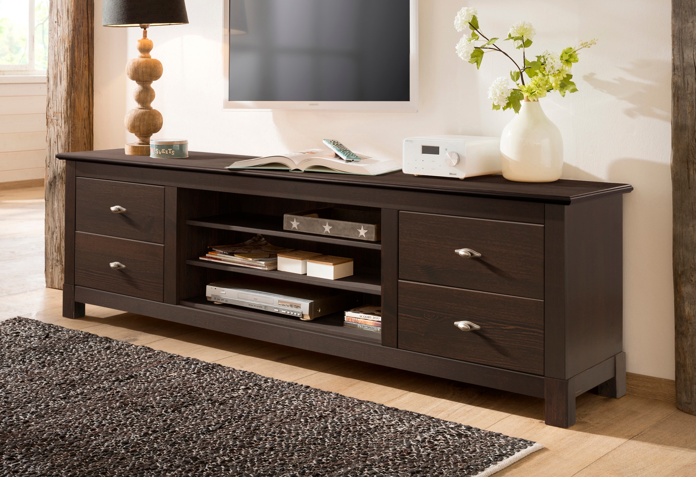 Home affaire Lowboard »Rauna« Kommode, Breite 200 cm, FSC®-zertifiziertes Massivholz