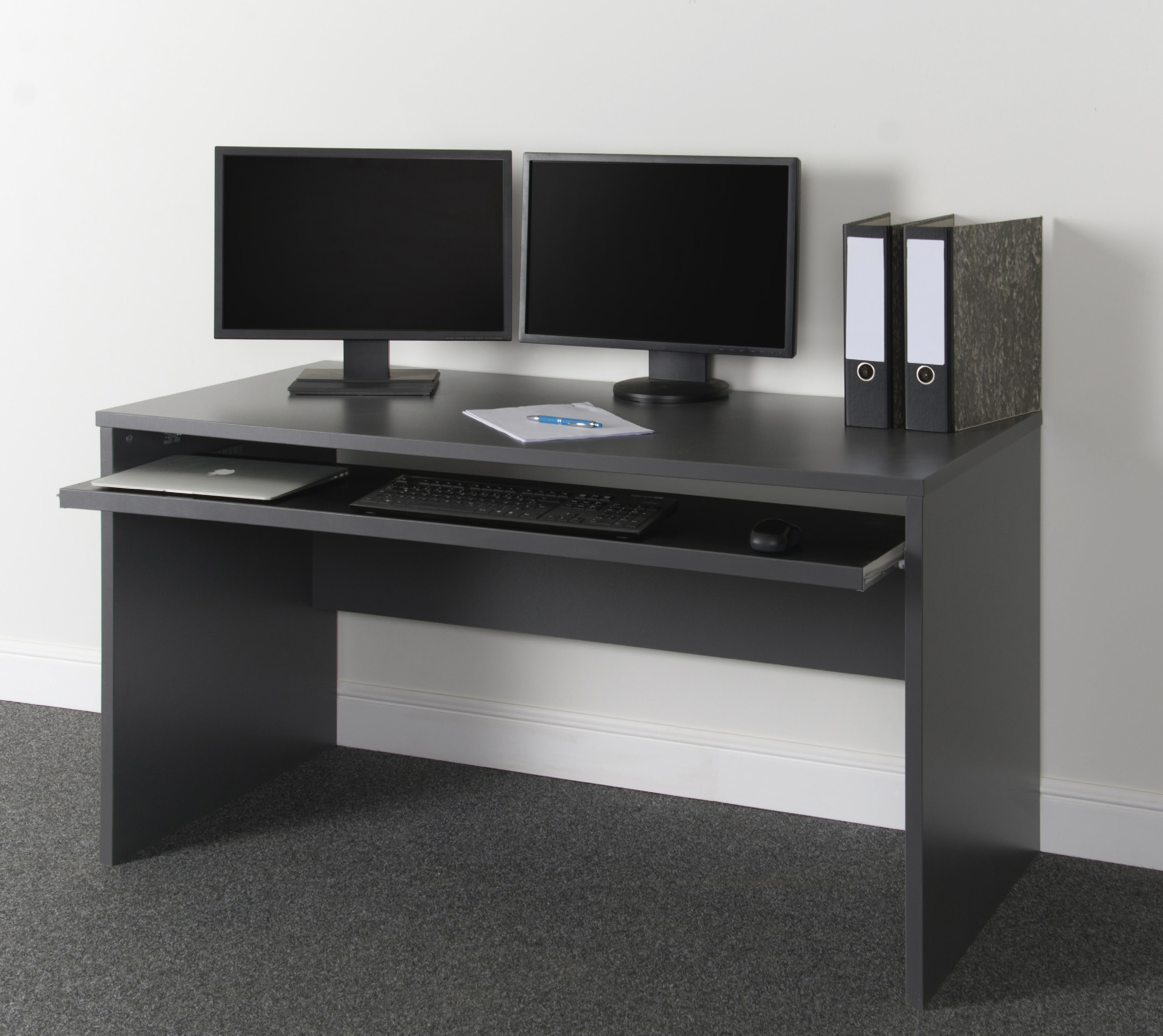 VOGL Möbelfabrik Schreibtisch »Barrie«, 2-farbiger Tablarauszug, Breite 160 cm, Made in Germany