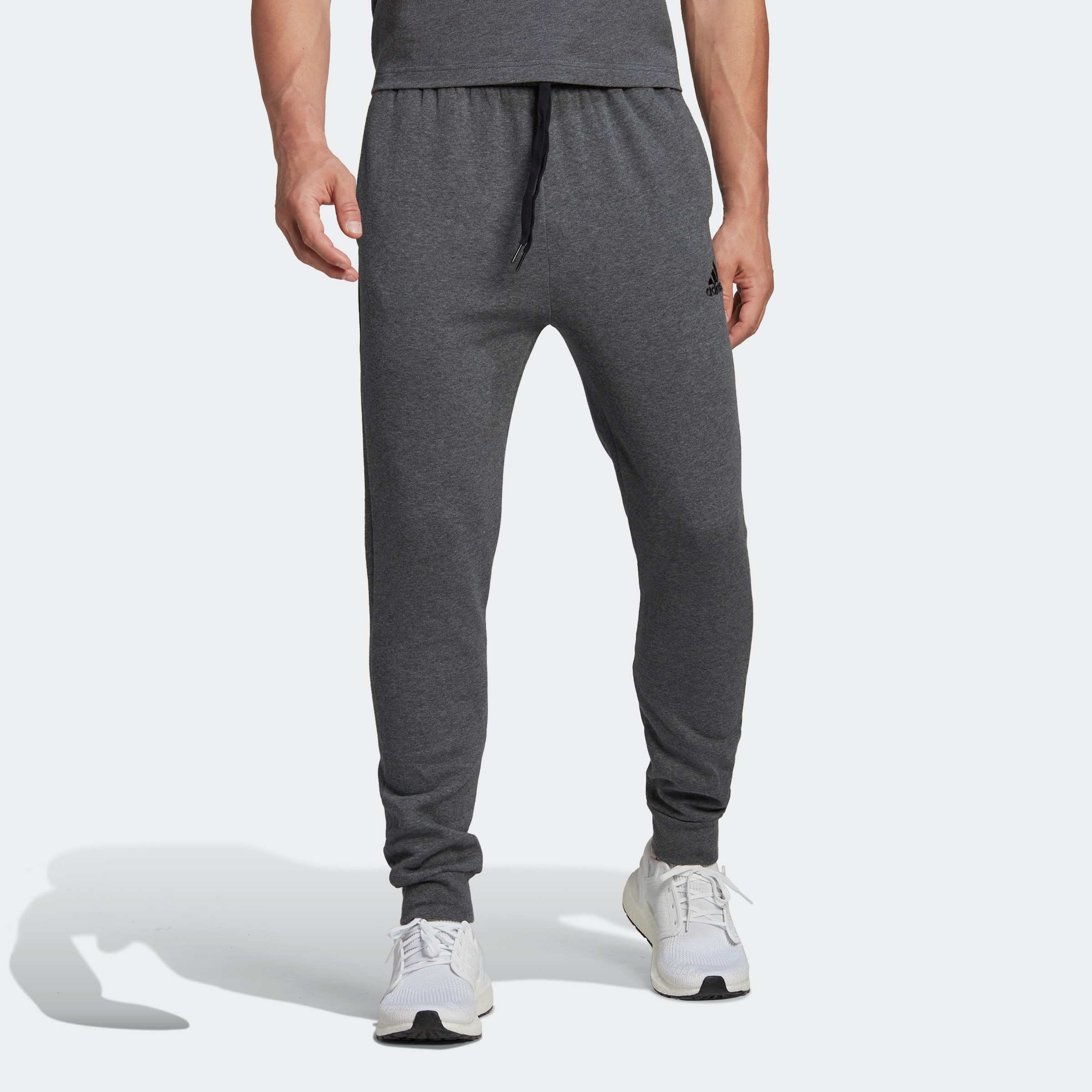 Sporthose »ESSENTIALS FLEECE REGULAR TAPERED HOSE«, (1 tlg.)