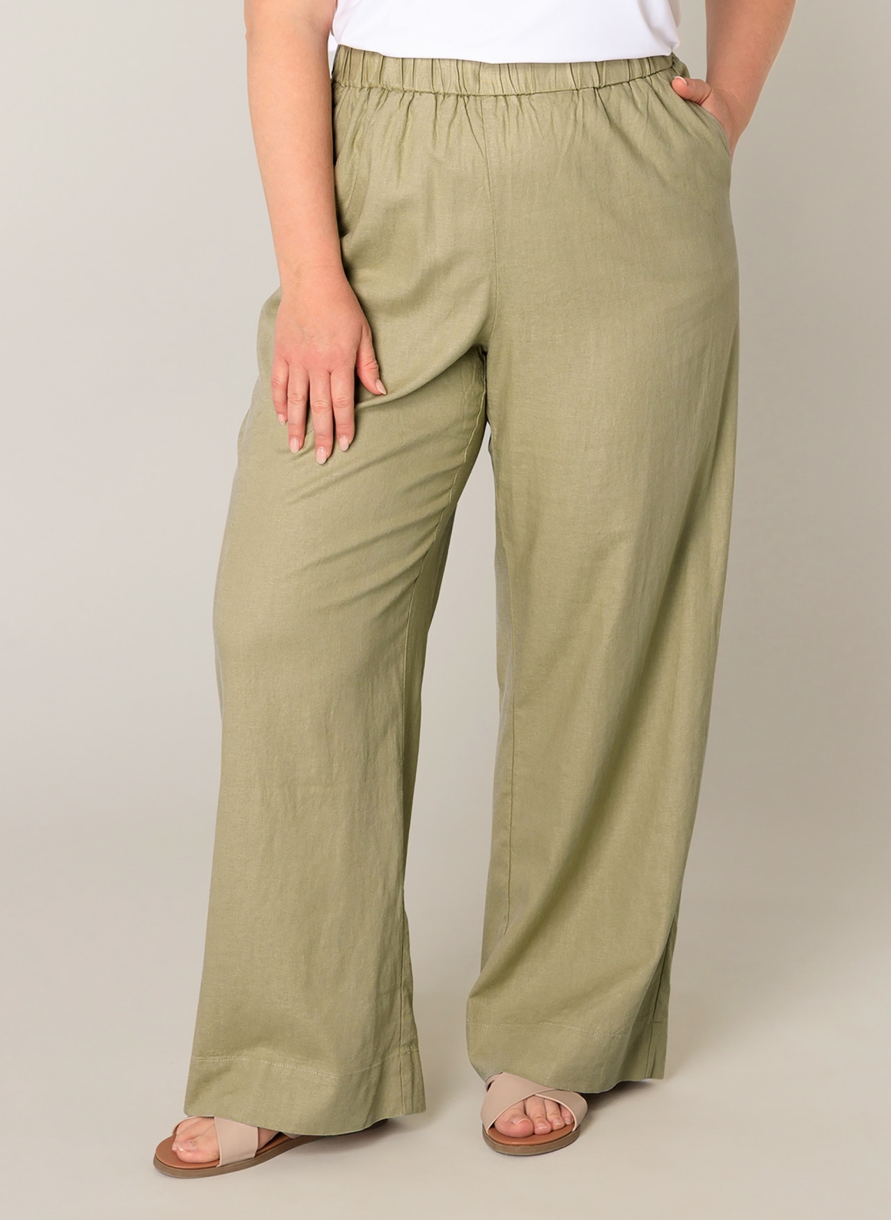 Base Level Curvy Leinenhose »Yula«