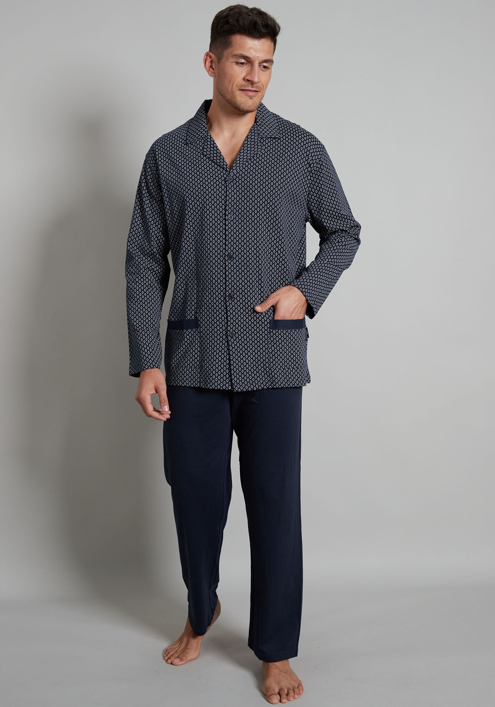 GÖTZBURG Pyjama »Manhattan«, (2 tlg.), Rautenmuster, Langarm, Oberteil vorn mit Knopfleiste