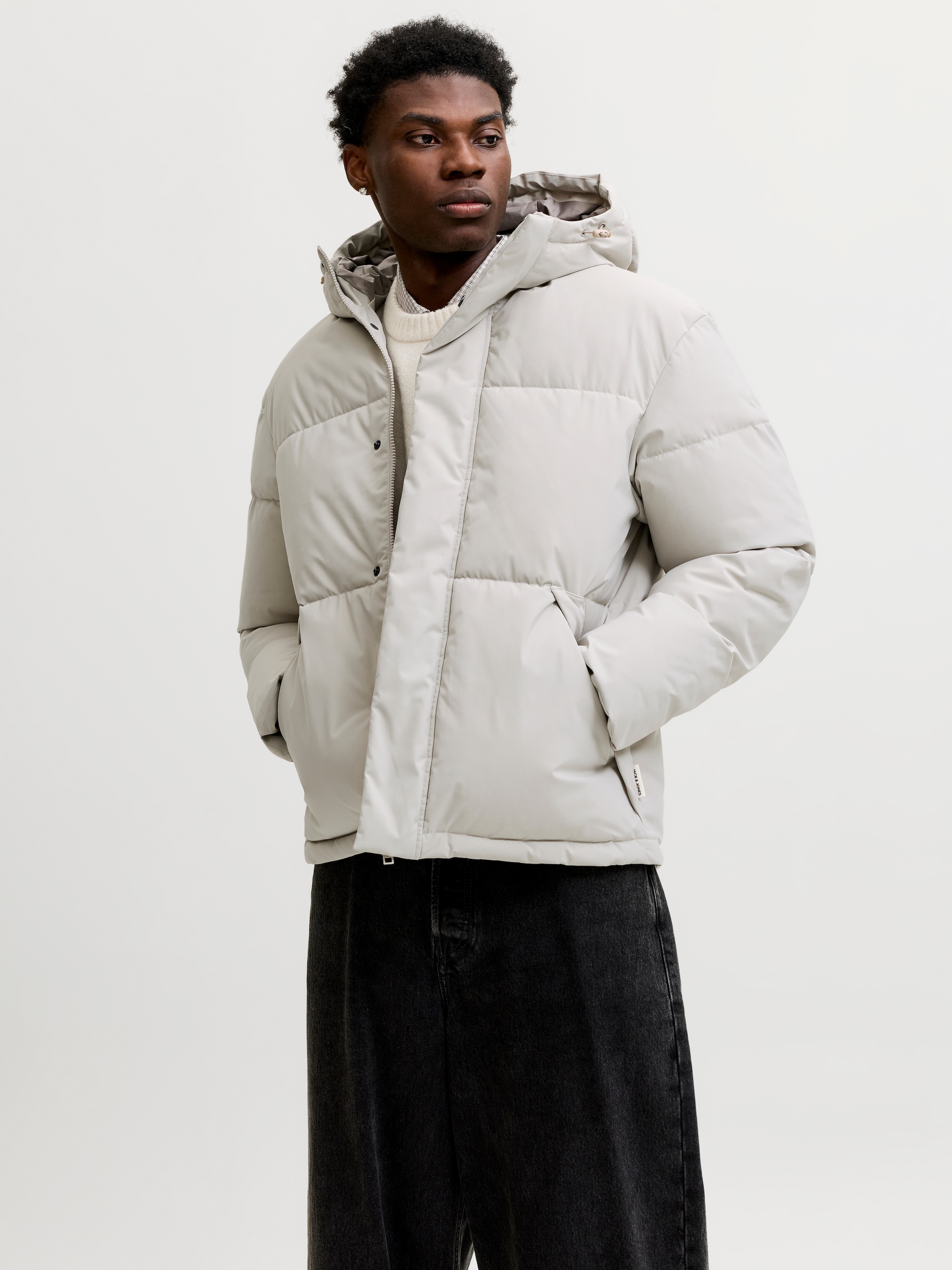 Image of Jack & Jones Steppjacke "JJESOHO PUFFER HOOD AW26 SN" mit Kapuze Kunstfaser, regular fit