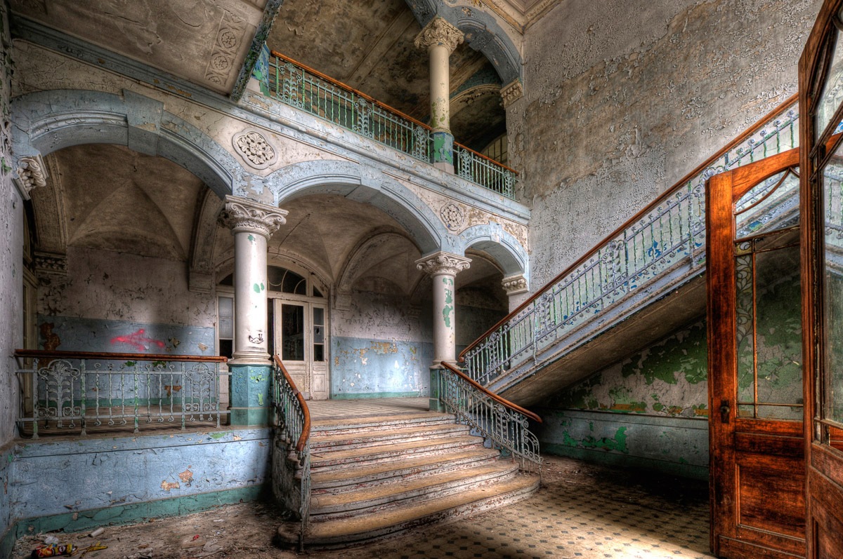 Image of Papermoon Fototapete »Verlassenes Krankenhaus Beelitz«, Vliestapete, hochwertiger Digitaldruck bei Ackermann Versand Schweiz