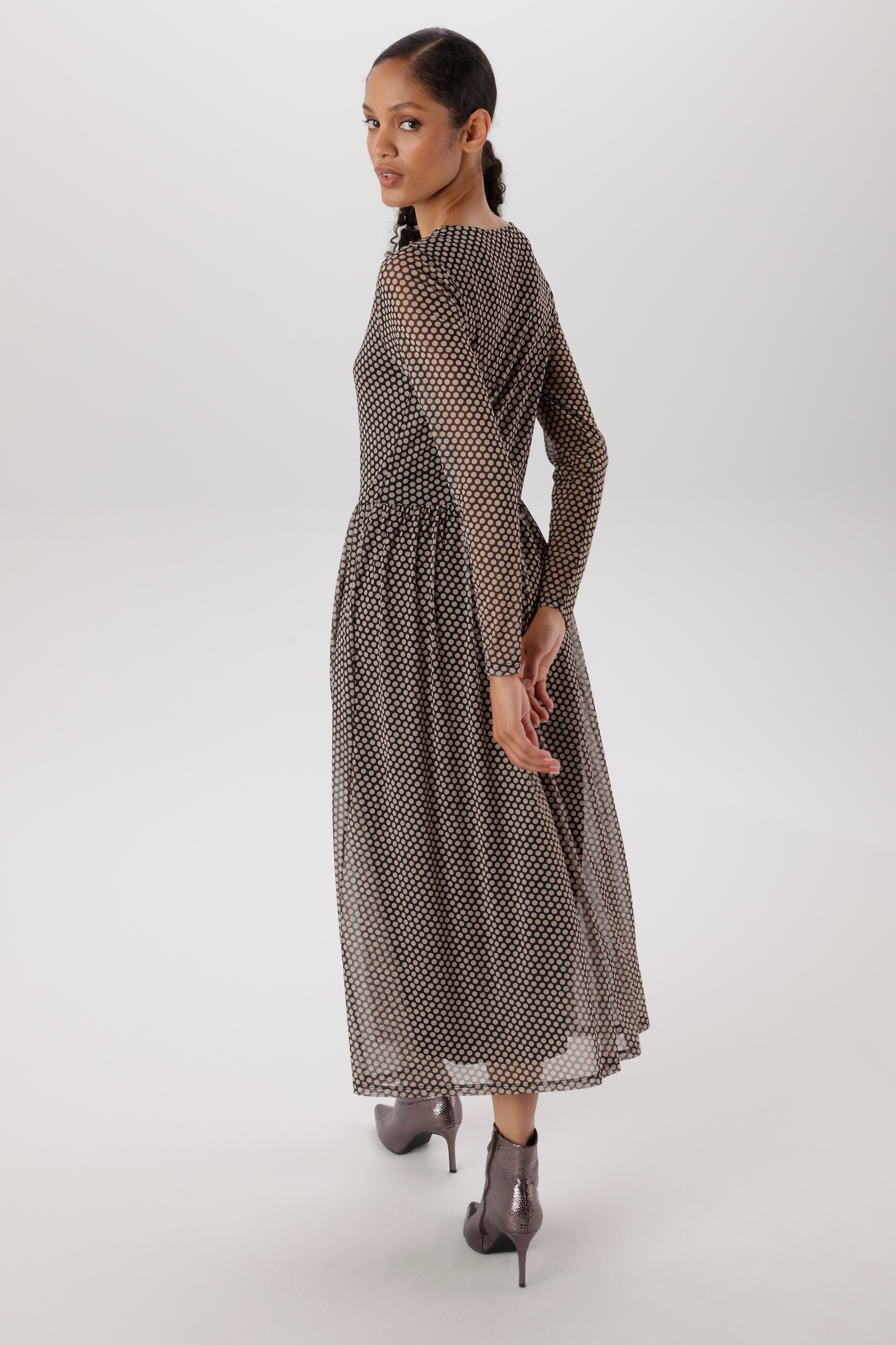 Aniston SELECTED Robe midi en qualité mesh avec élastique à la taille - NOUVELLE COLLECTION