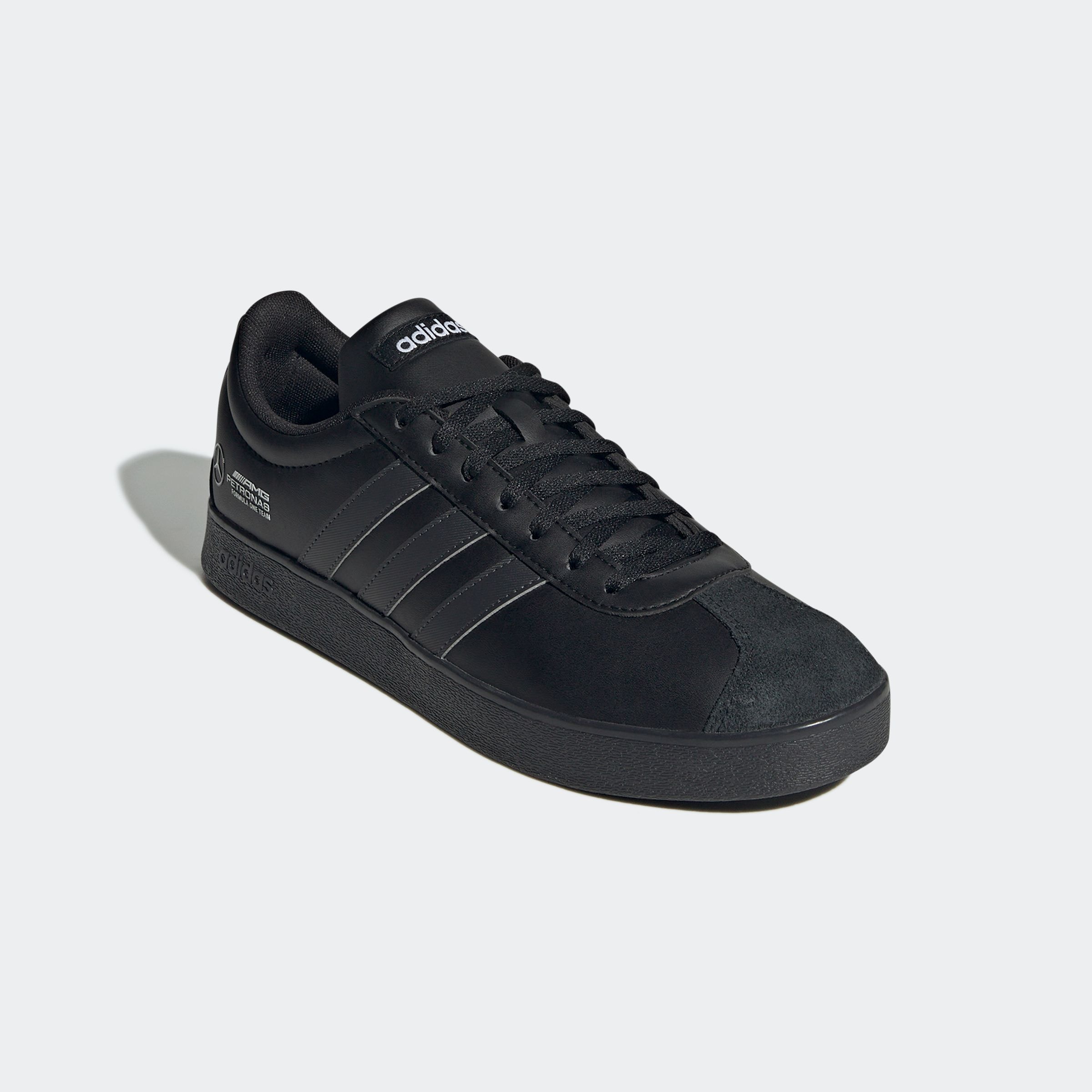Image of adidas Performance Sneaker "MERCEDES - AMG PETRONAS FORMULA ONE TEAM VL COURT" Mercedes AMG Motorsport
