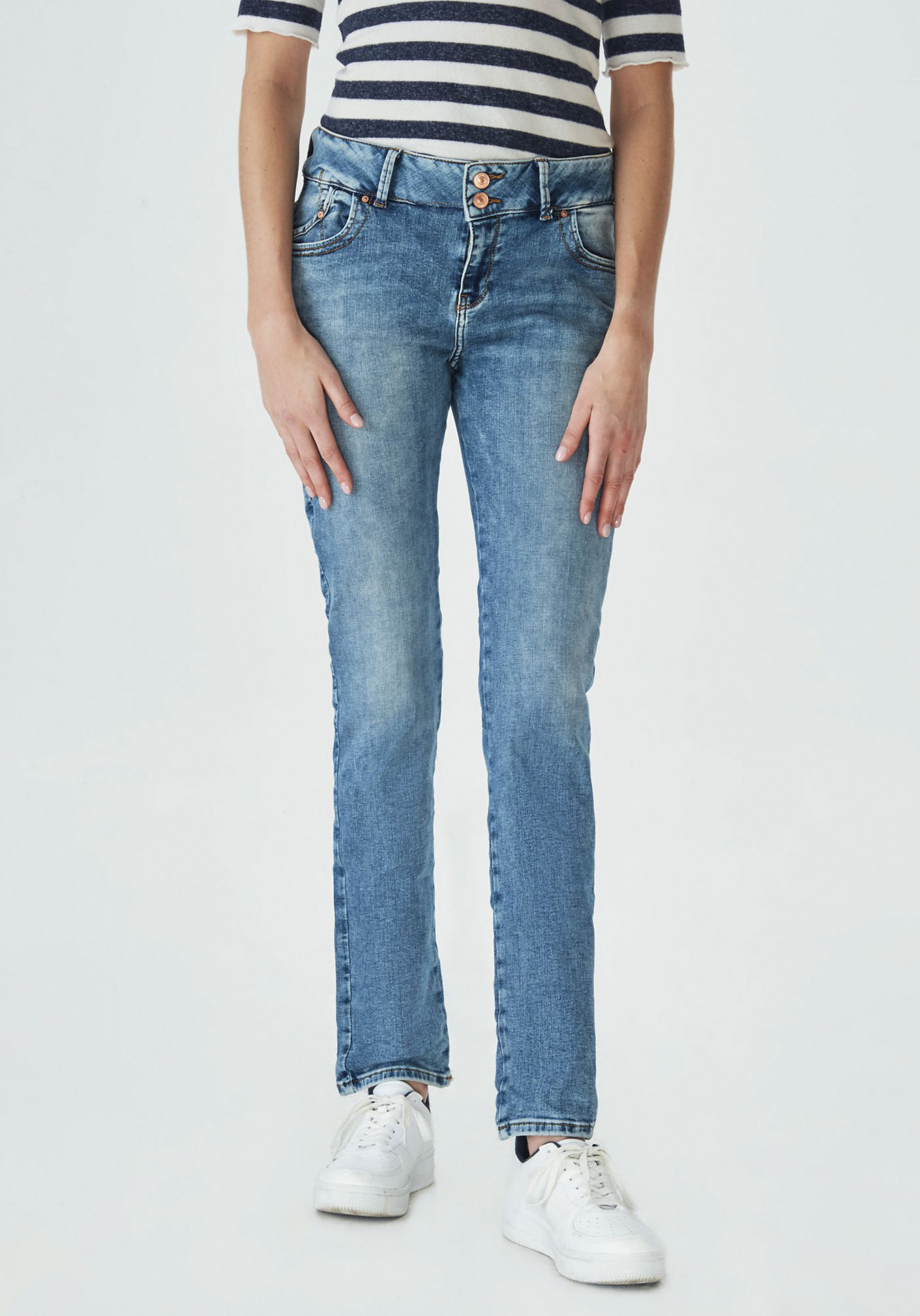 Slim-fit-Jeans »Molly«, mit doppelter Knopfleiste & Stretch