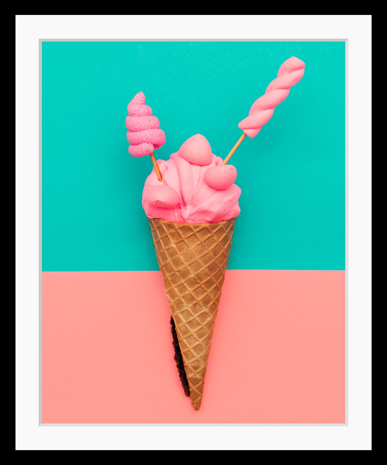 queence Bild "Olivia" Abstrakt  Eis  Humor  Lebensmittel  Süssigkeiten  Süssspeisen HD Premium Poster-Druck inkl. Holzrahmen