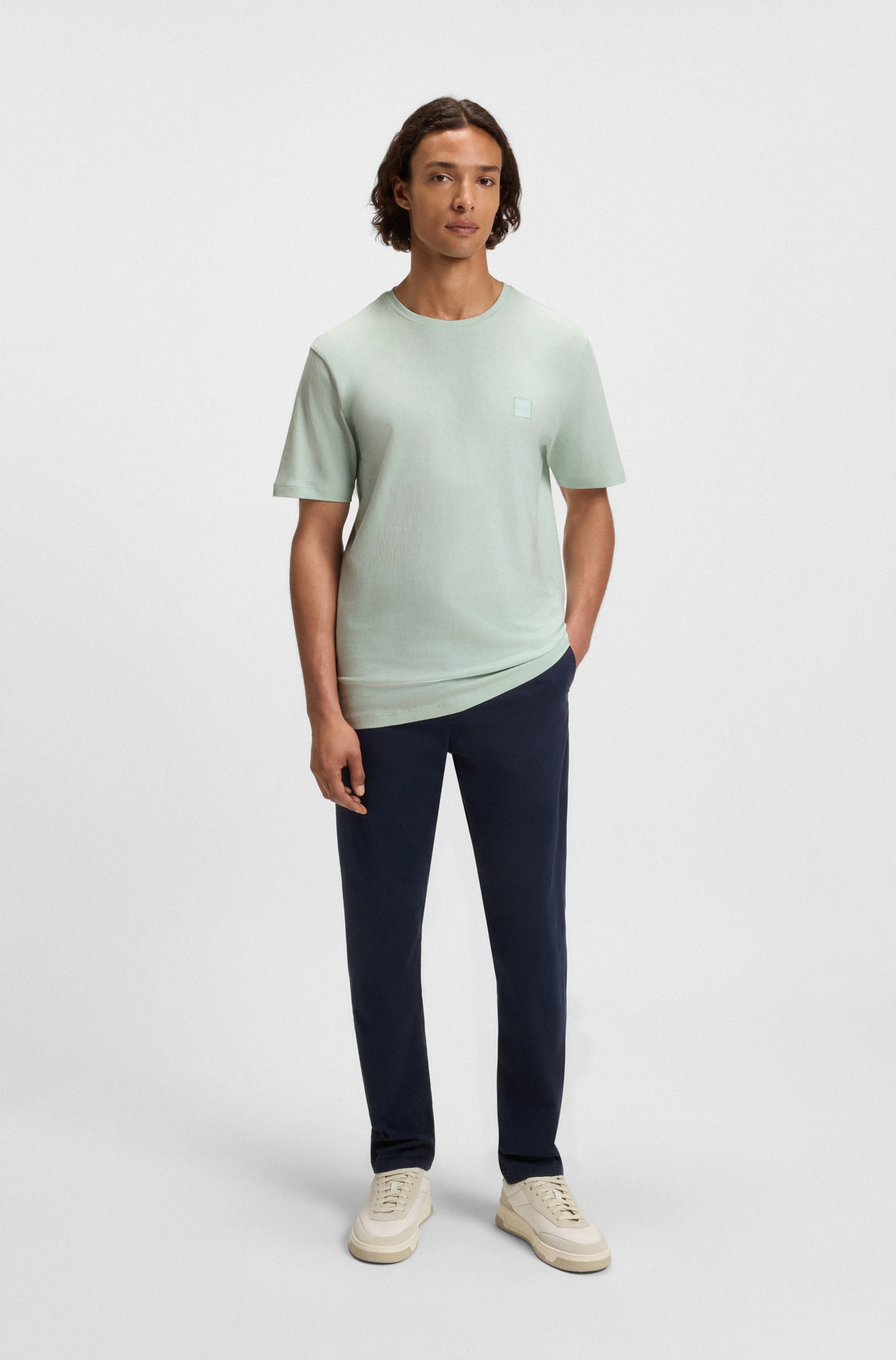 BOSS ORANGE T-shirt »Tales« mit BOSS Stickerei auf der Brust