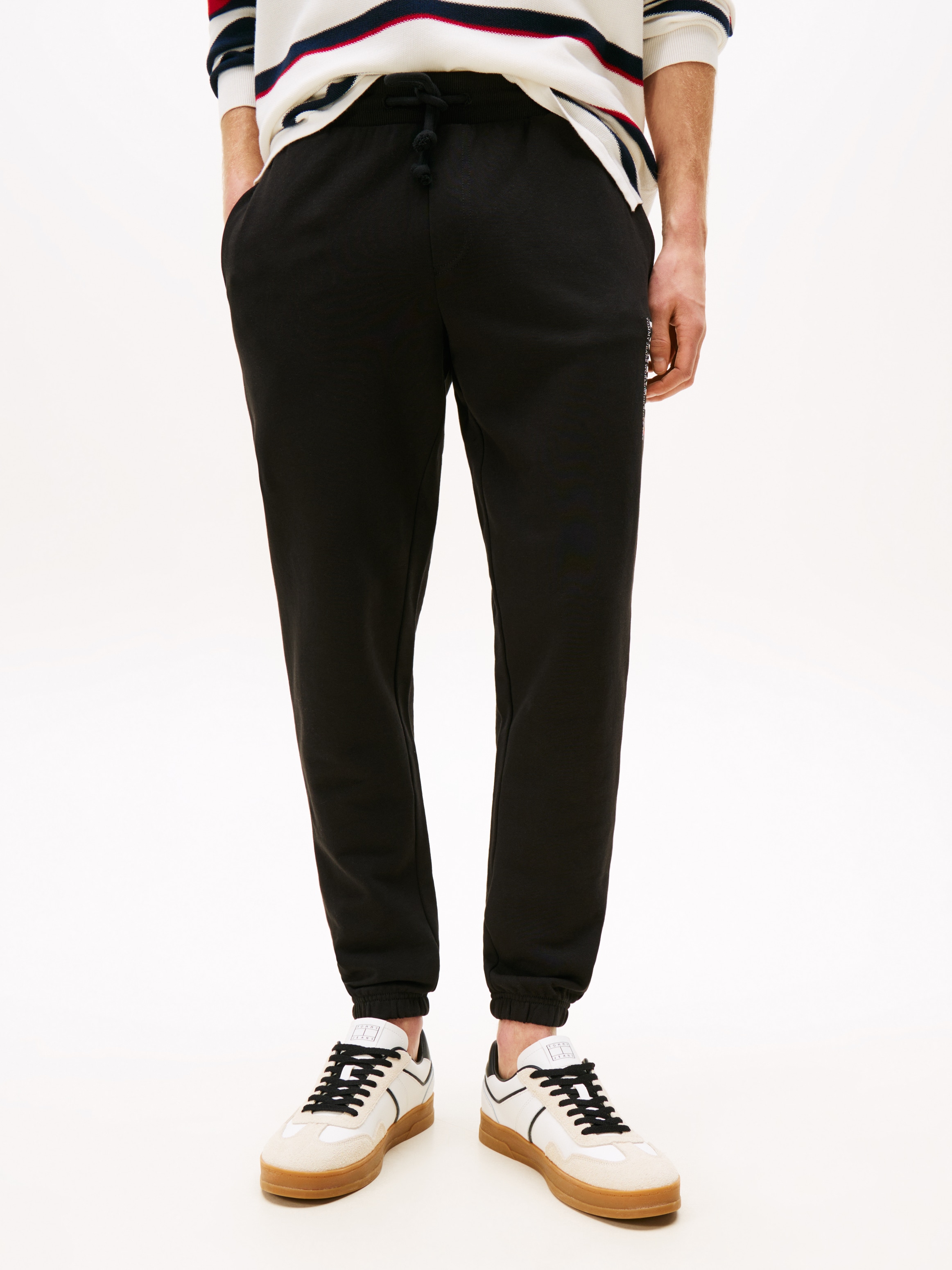 Image of Tommy Jeans Sweathose "TJM SLIM RWB DNA GRAPHIC PANT" mit elastischem Bund, grosser Logoprint