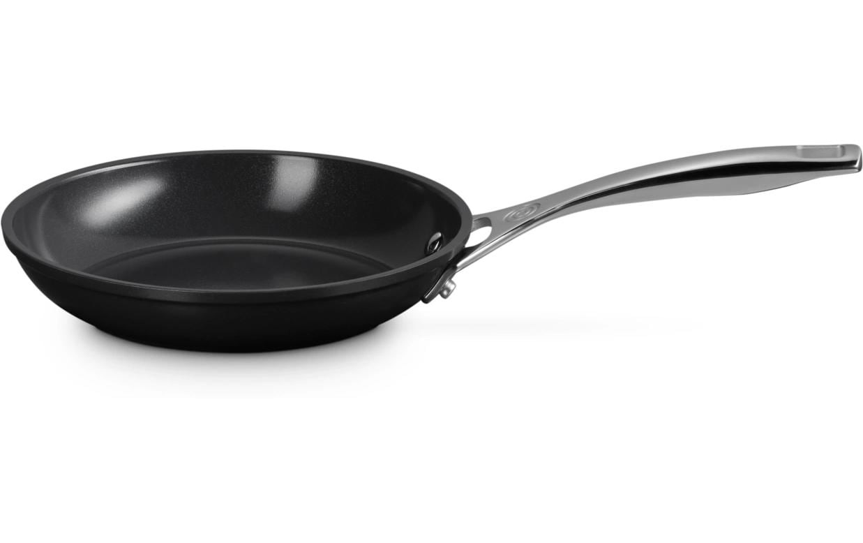Image of LE CREUSET Bratpfanne "Essential Keramik-Antihaft" Aluminium