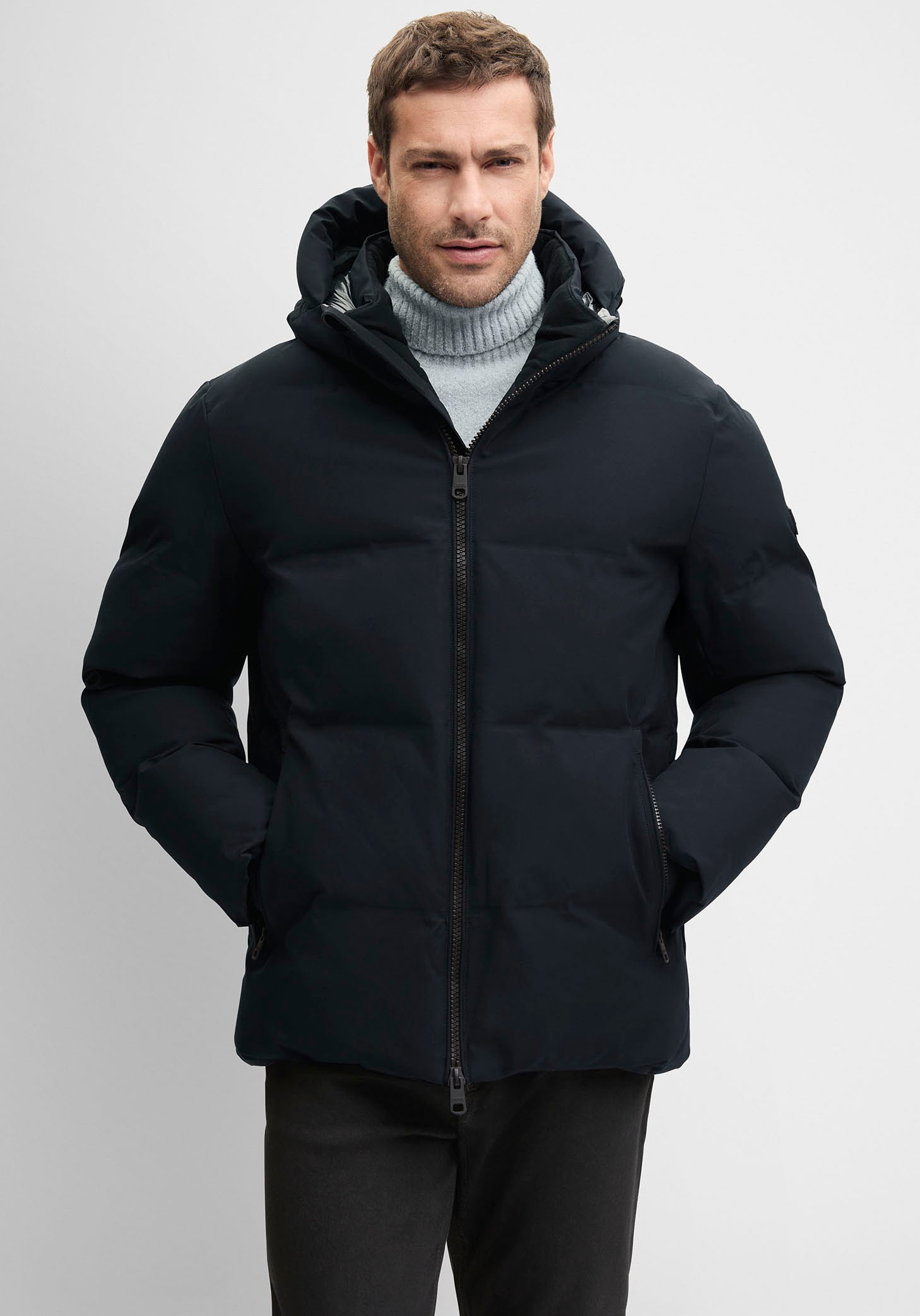 Image of Cinque Steppjacke "CIBOOSTER" mit Kapuze mit Logopatch