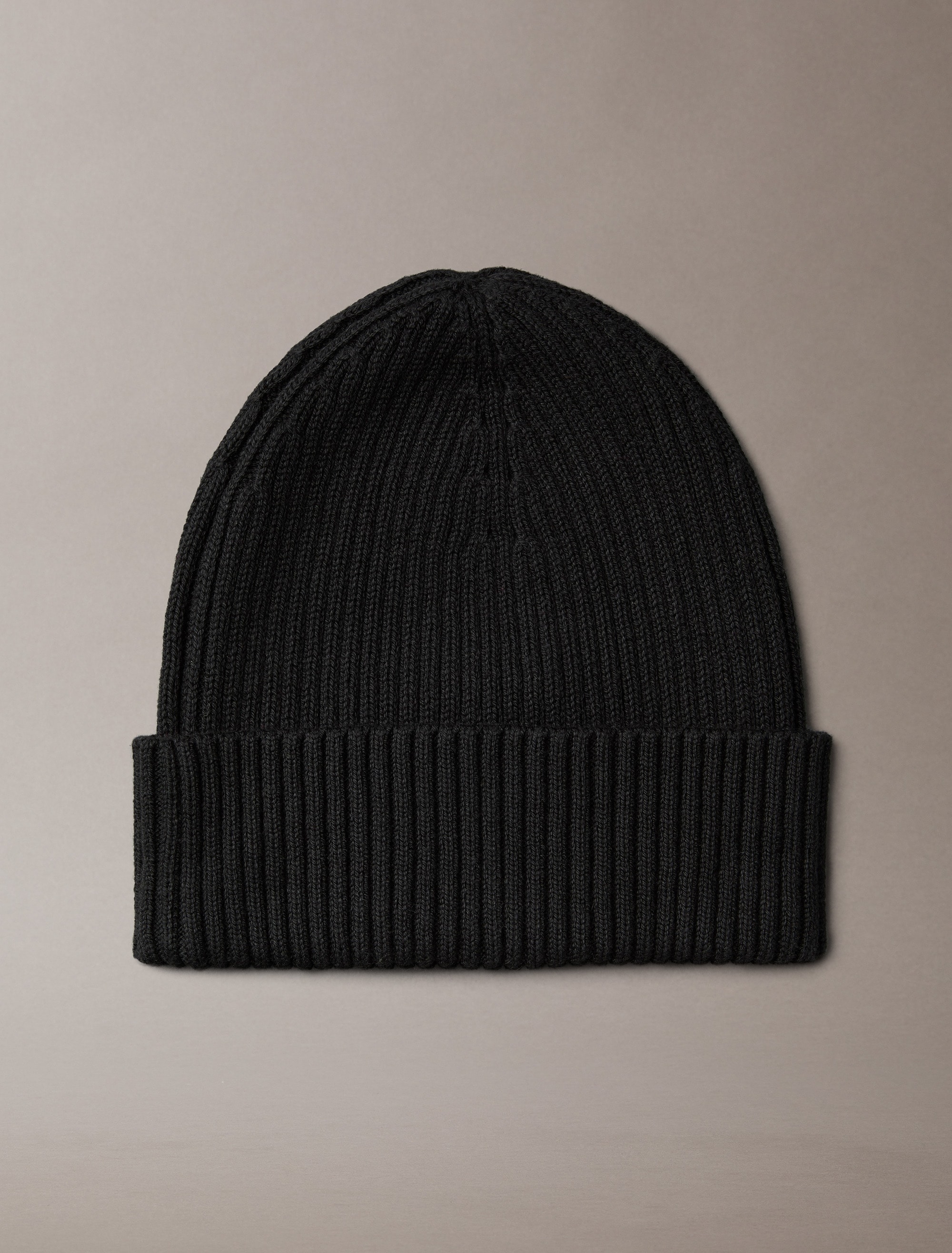 Calvin Klein Strickmütze »PATCH CHUNKY RIB COTTON BEANIE«, mit Markenlogo