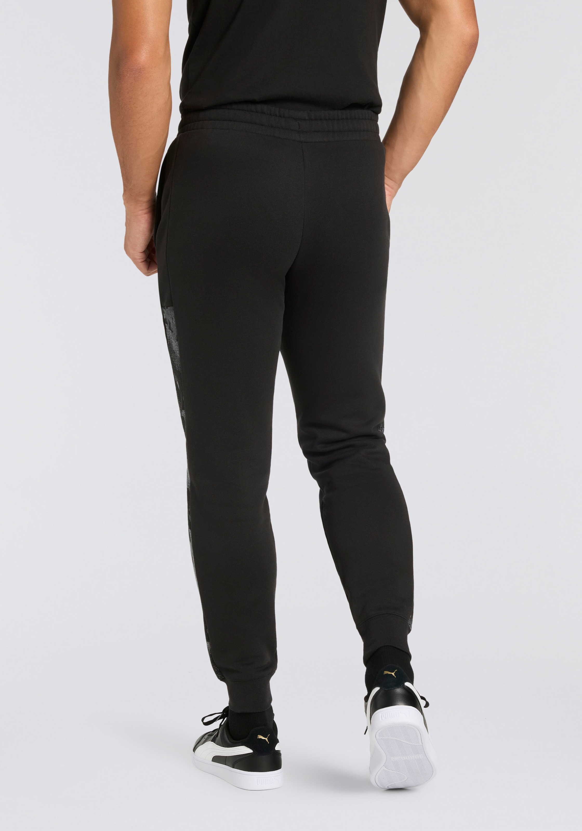 PUMA Trainingshose »ESS CAMO SWEATPANTS FL CL«