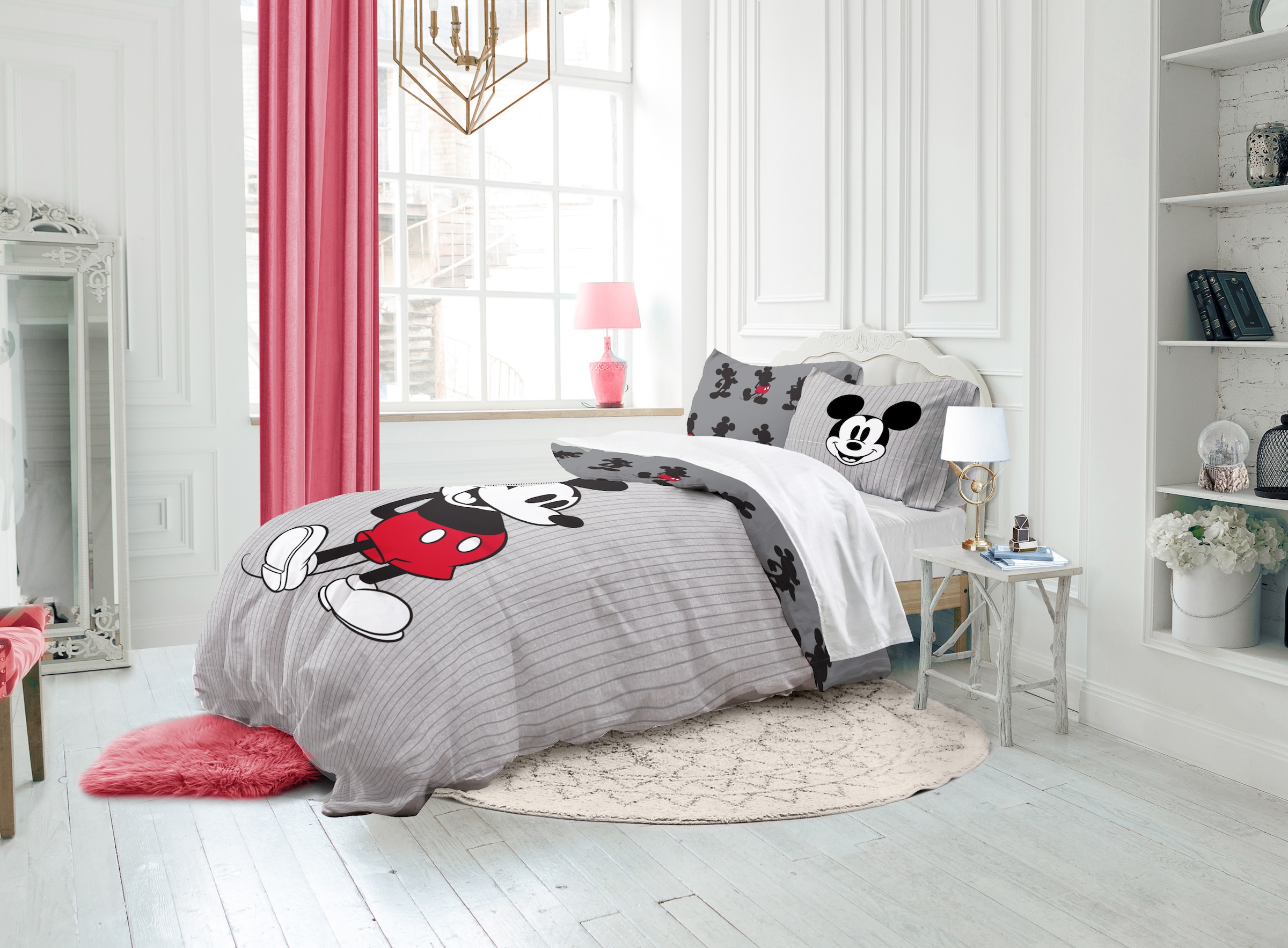 Disney Kinderbettwäsche »Disney Mickey Mouse Bettbezug-Set 135x200 cm + Kissenbezug 80x80 cm« 2 tlg. 100 % Baumwolle, maschinenwaschbar, wendbar