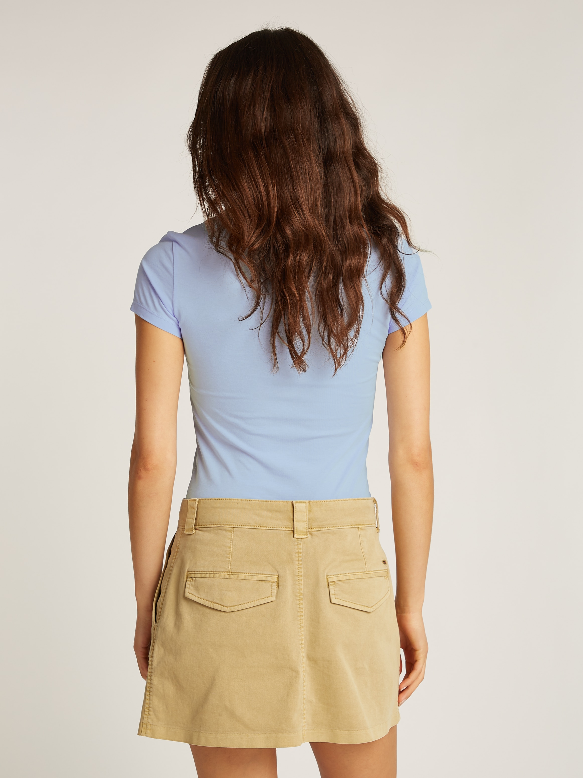 Tommy Jeans Kurzarmshirt »TJW SLIM LINEAR TEE EXT«, mit Logo-Schriftzug