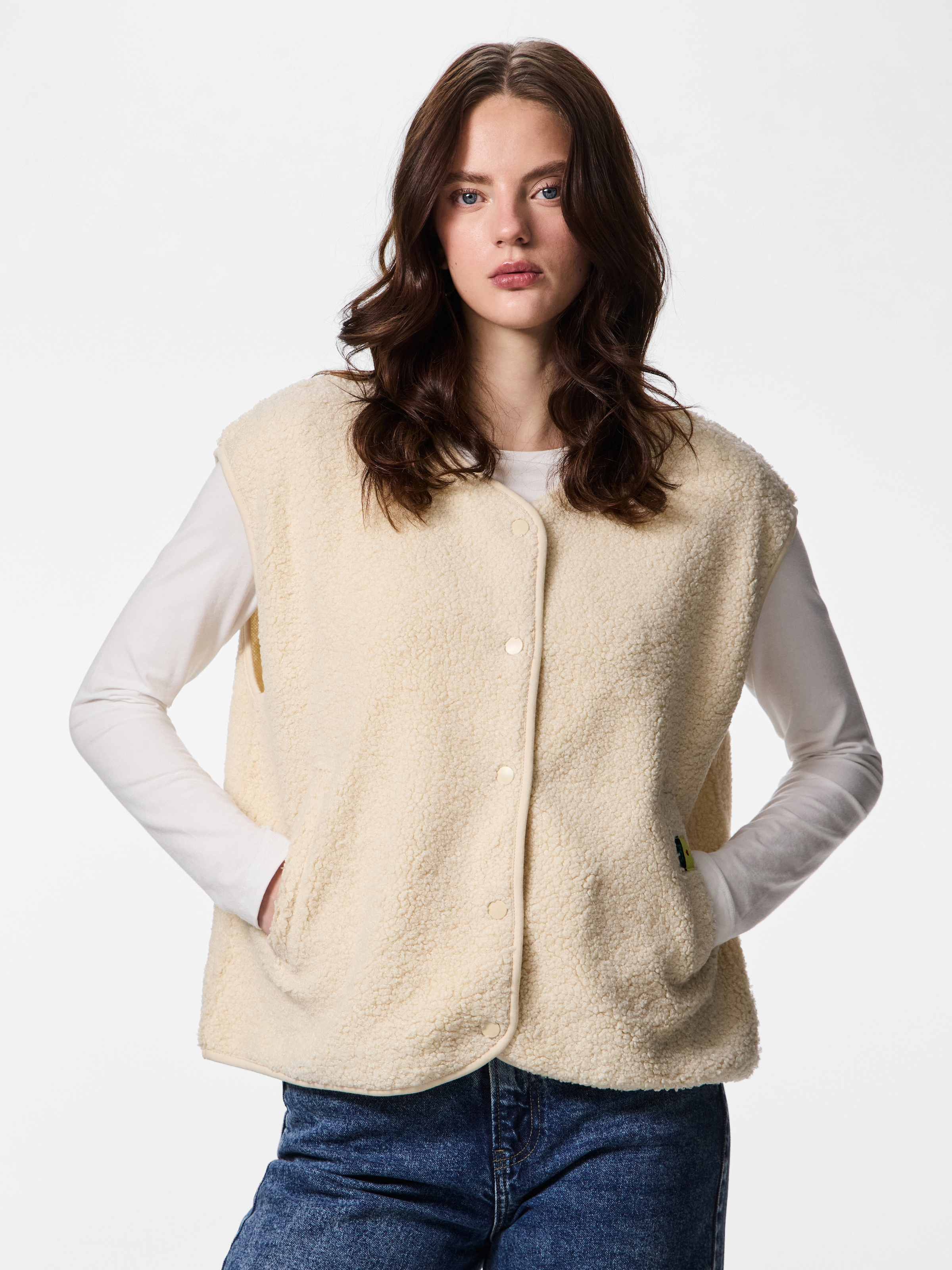 pieces Gilet en peluche »PCKATTY TEDDY VEST NOOS BC« Fibre synthétique, peluche