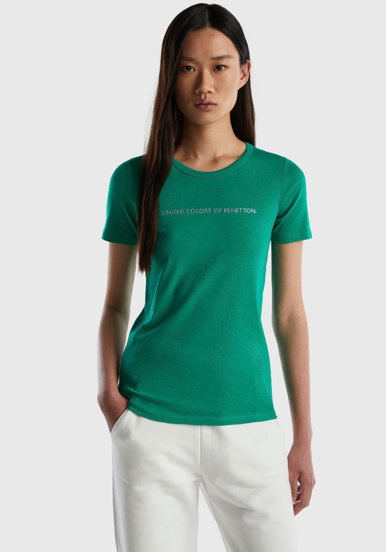 Colors T-Shirt, (1 United of ♕ glitzerndem Benetton bestellen versandkostenfrei tlg.), Druck mit