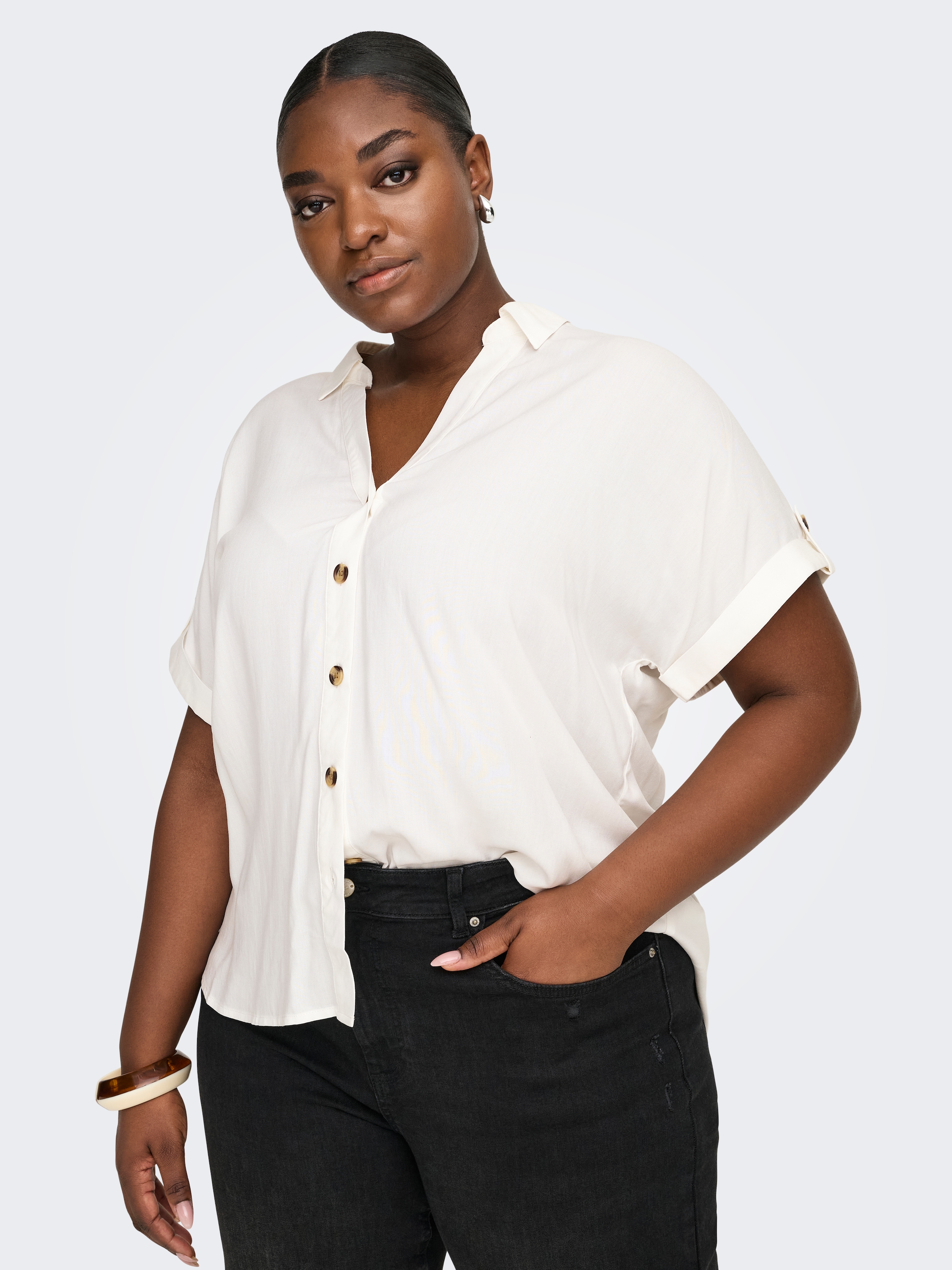Image of ONLY CARMAKOMA Kurzarmbluse "CARYASMIN SHIRT S/S WVN NOOS" Viskose