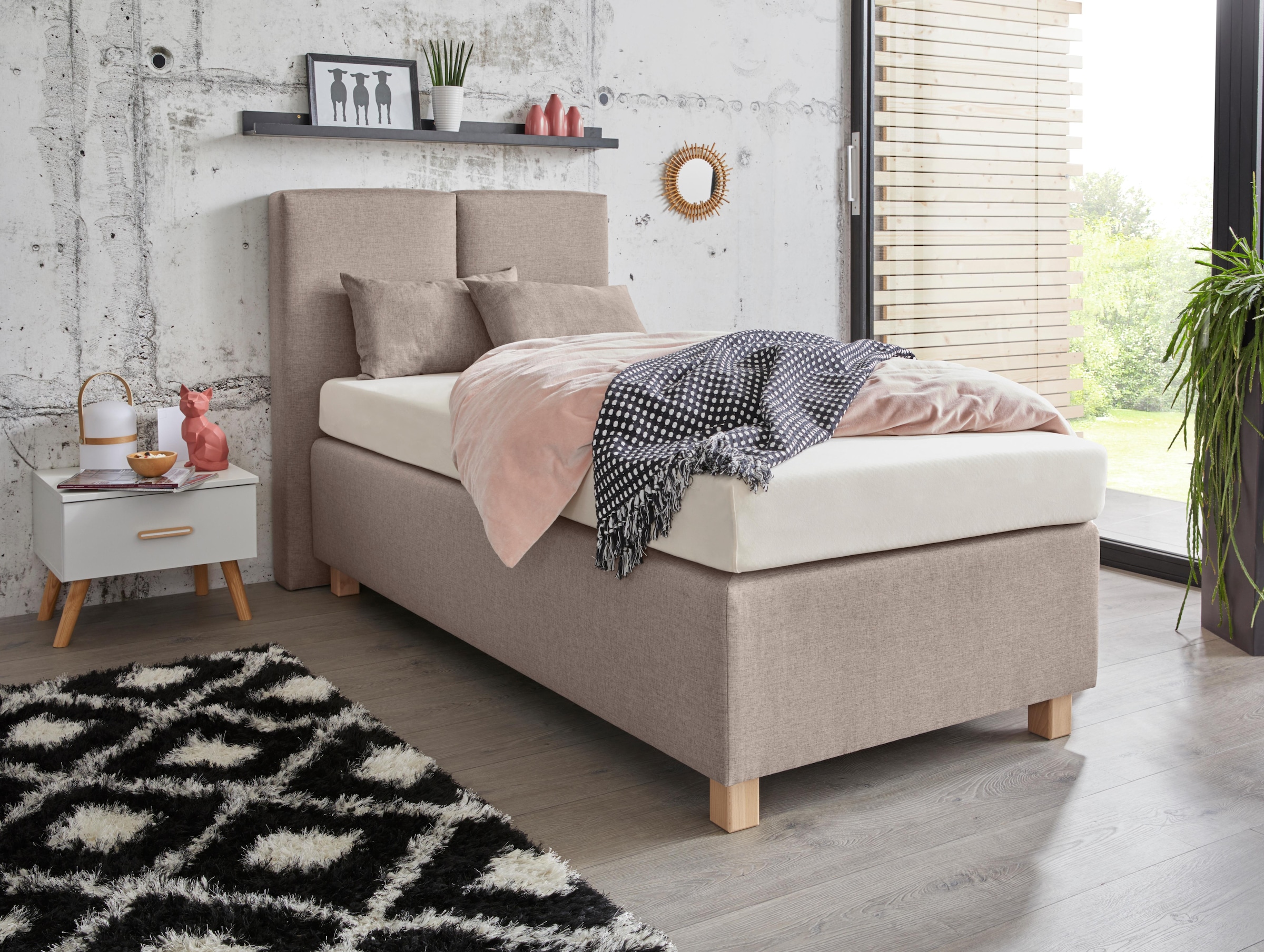 Westfalia Schlafkomfort Lit boxspring mit Zierkissen