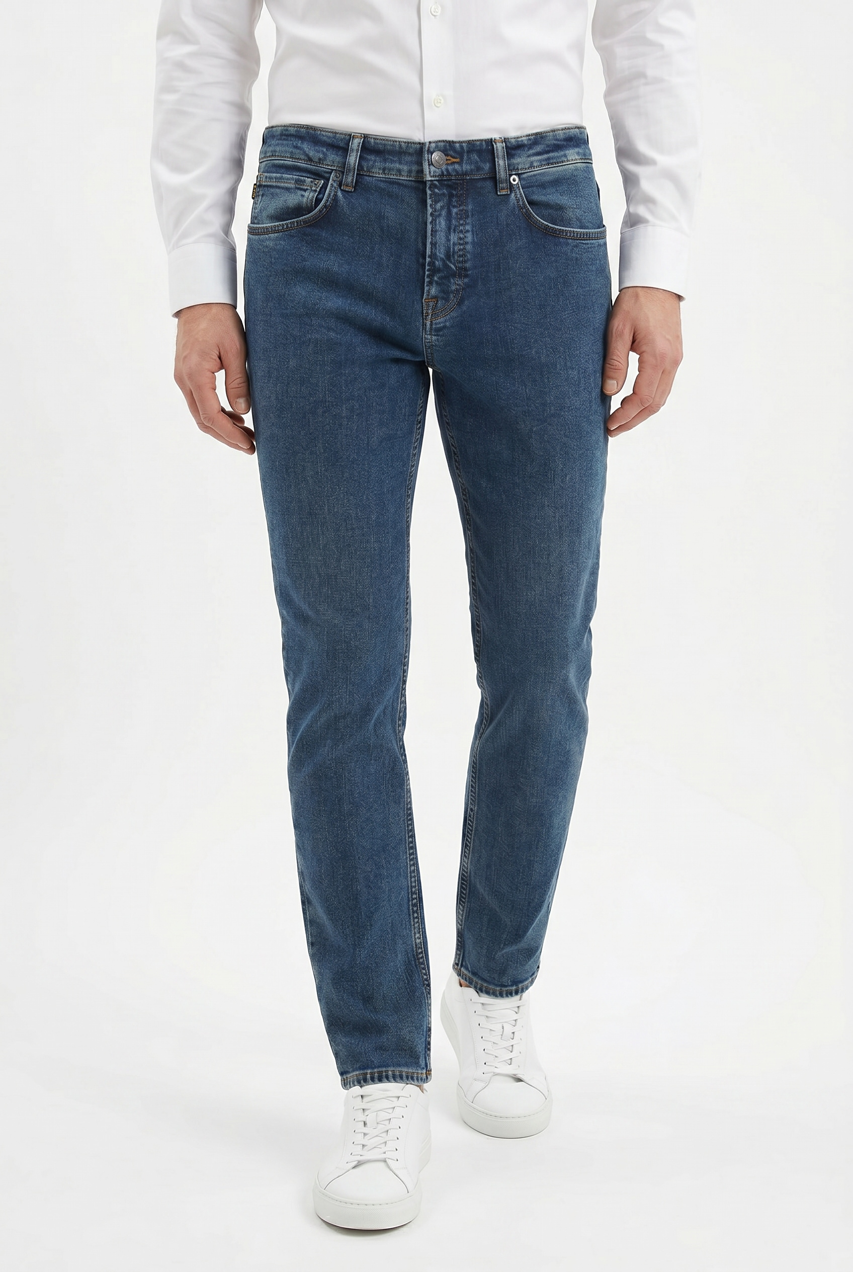 BOSS ORANGE Jeans taille basse »Onyx Comfor Fit Denim« Coupe régulière fuselée, denim stretch, taille moyenne