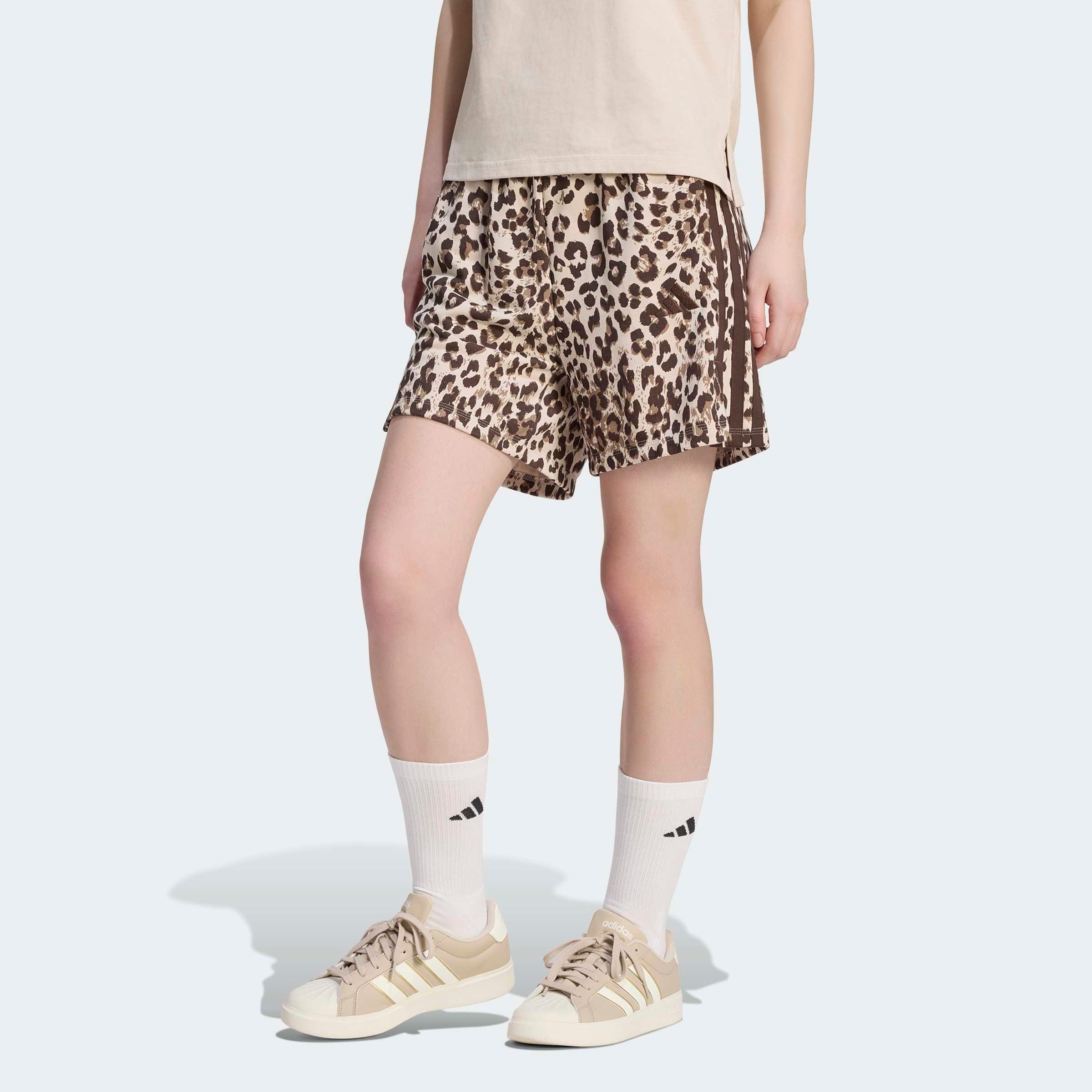 adidas Sportswear Shorts »W AOP SHO«  für Erwachsene, mit Gummizug, aus Baumwolle, eng geschnitten