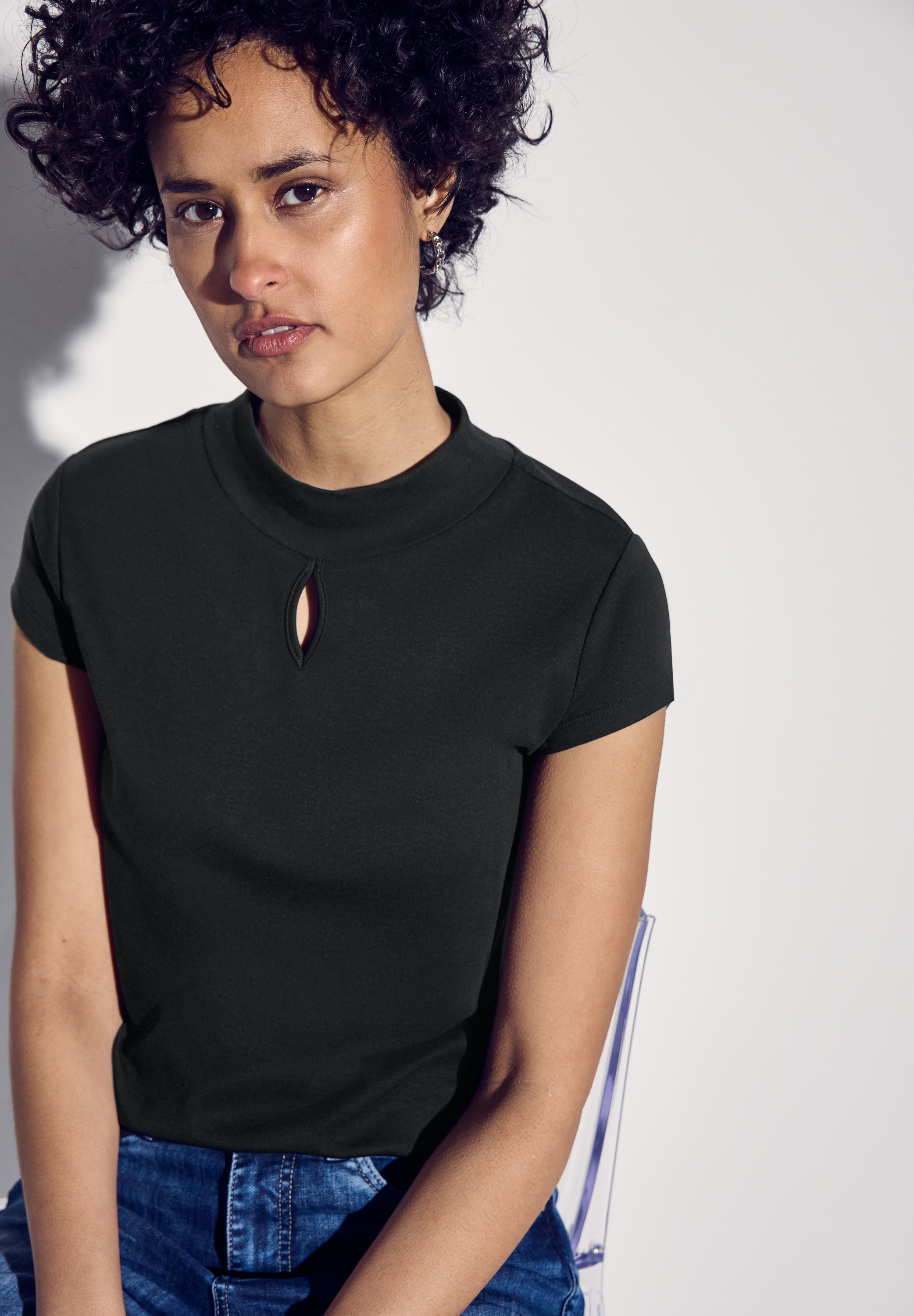 STREET ONE T-Shirt, mit dezentem Cut-Out