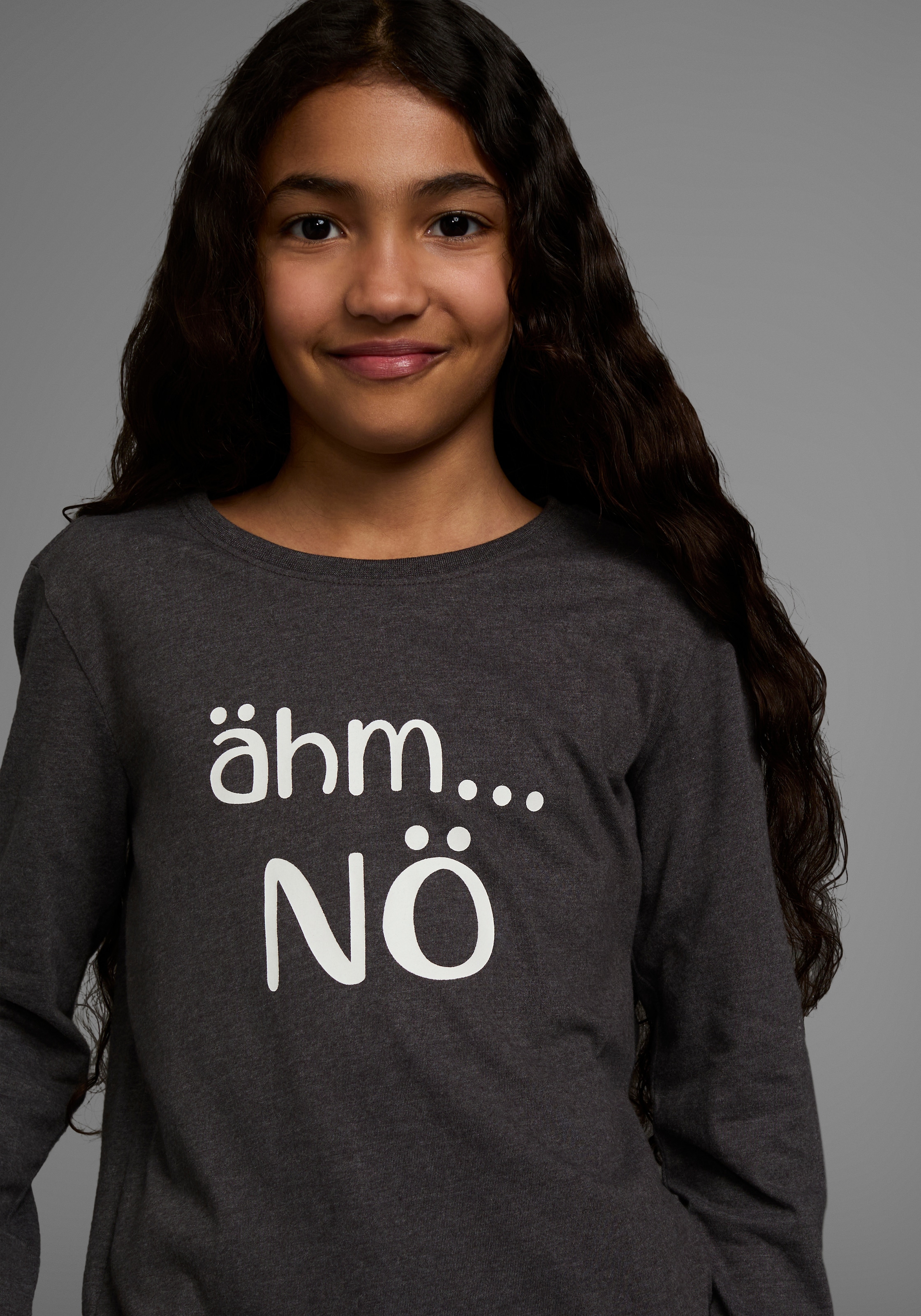 KIDSWORLD Langarmshirt »ähm ...NÖ«, Langarm, taillierter Schnitt, mit Statements und Sprüchen