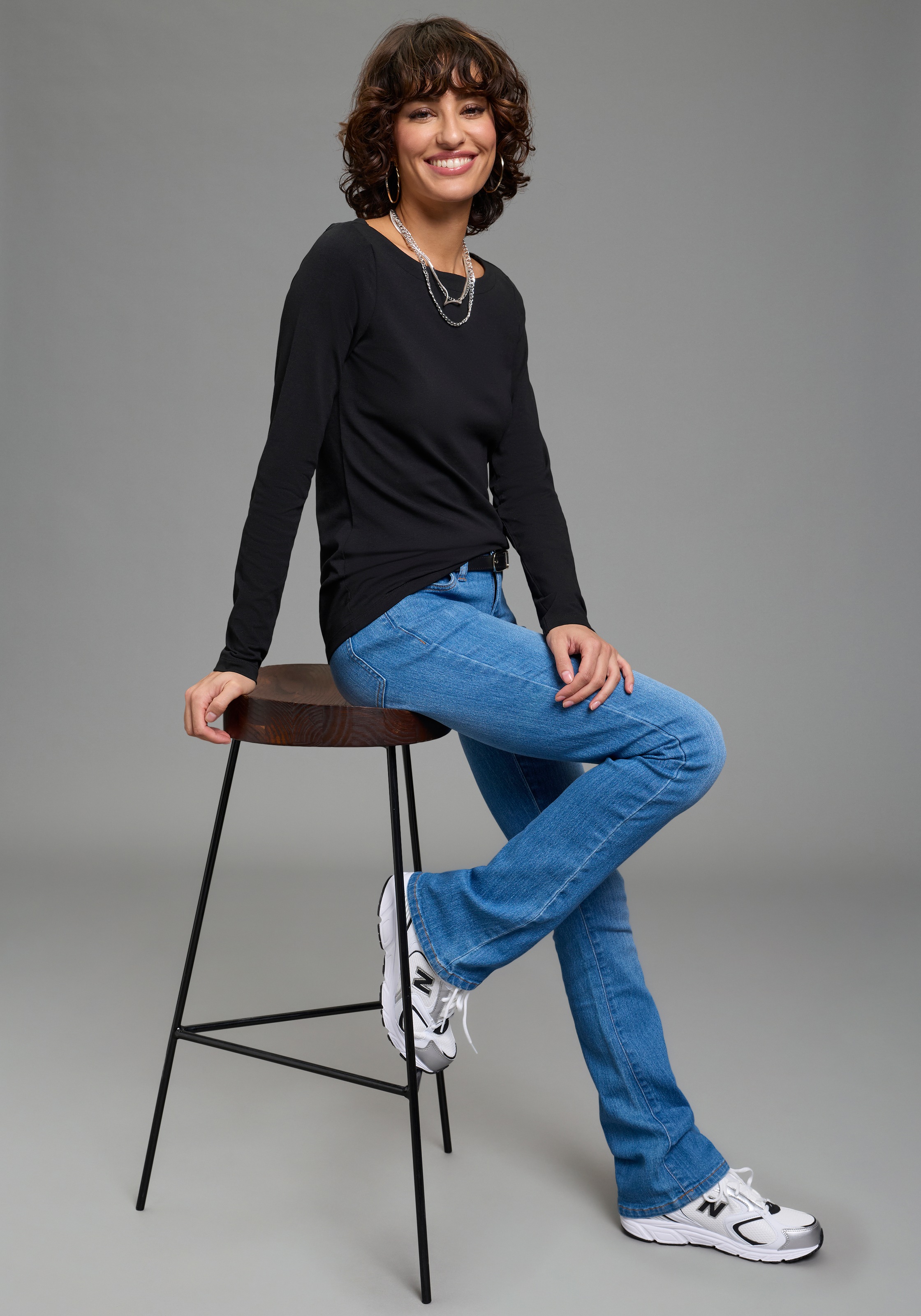 Laura Scott T-shirt à manches longues Paquet, 2er-Pack,  figurbetonte Passform, hüftbedeckende Länge, U-Boot-Ausschnitt