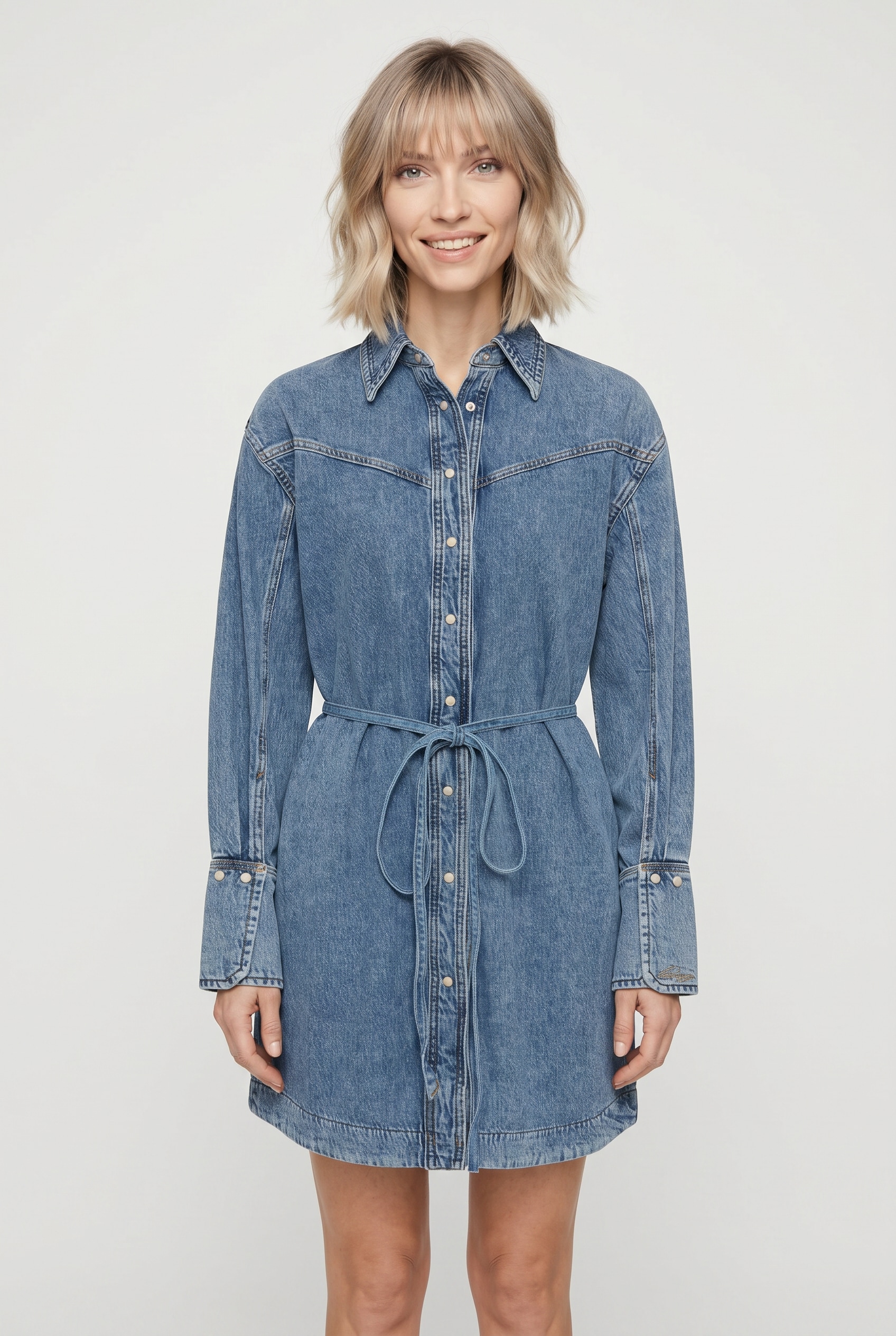 BOSS ORANGE Hemdblusenkleid »Shirtdress Premium Damenmode« Eingrifftaschen tailliert, Denim-Look