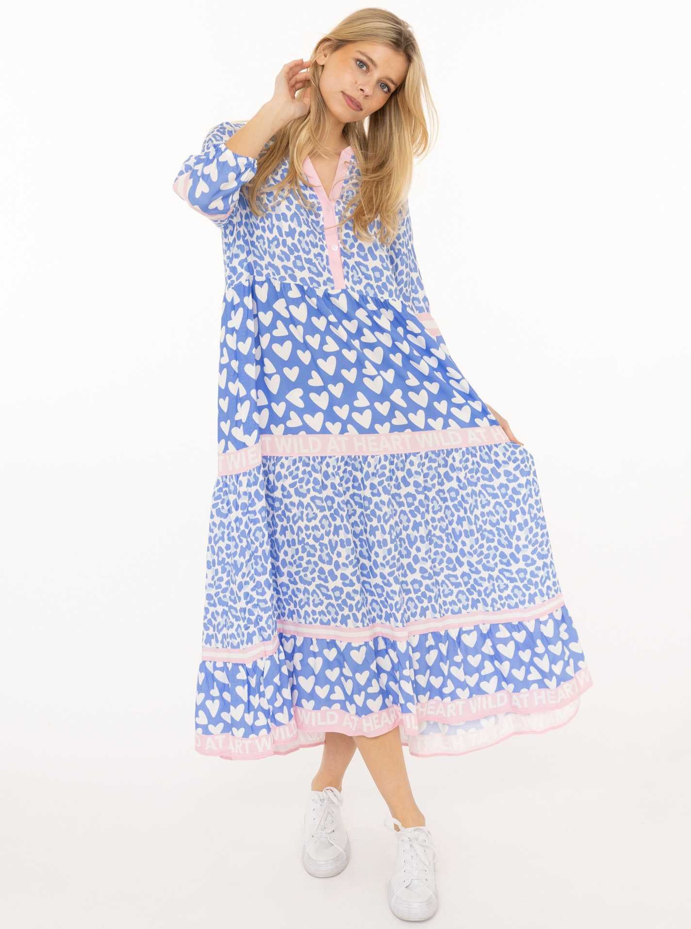 Image of Zwillingsherz Maxikleid ""Leo Love"" Ohne Taschen Mustermix: Leo und Herzen, Knopfleiste und 3/4 Arm
