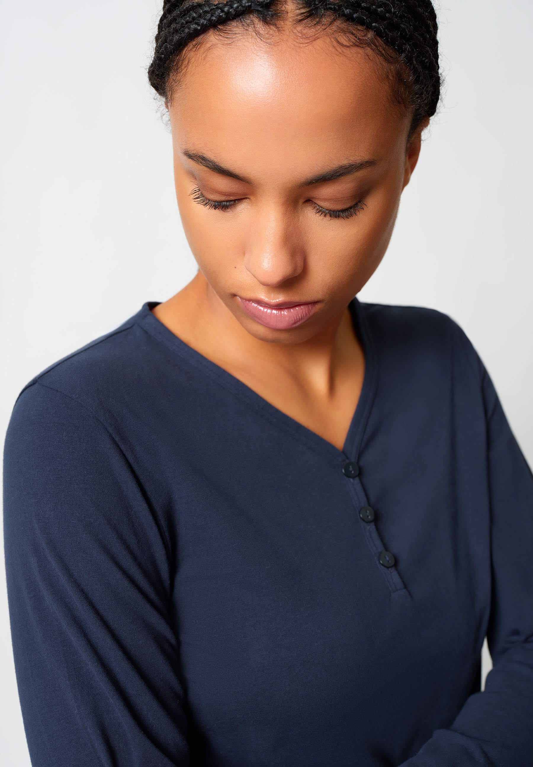 Skiny Pyjama »Night In Skiny Flanell« 2 Stk. tlg., elastischer Bund, Bindeband, Oberteil mit Knöpfen, langärmelig