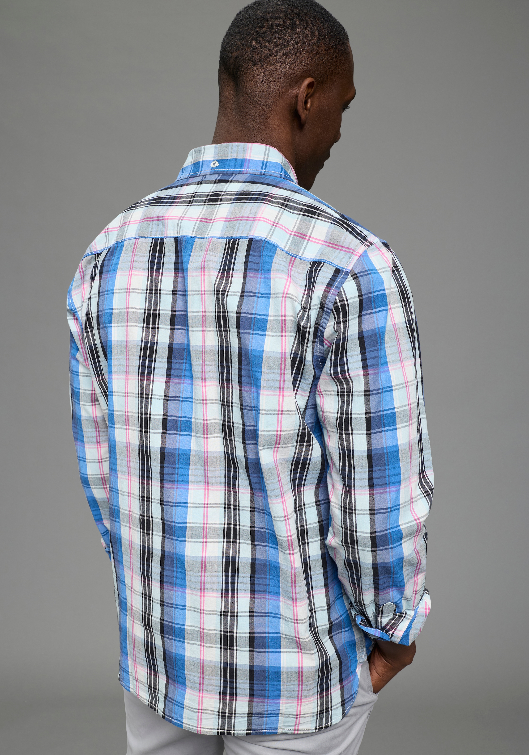 DELMAO Chemise à carreaux manches longues avec fente, en coton, coupe cintrée