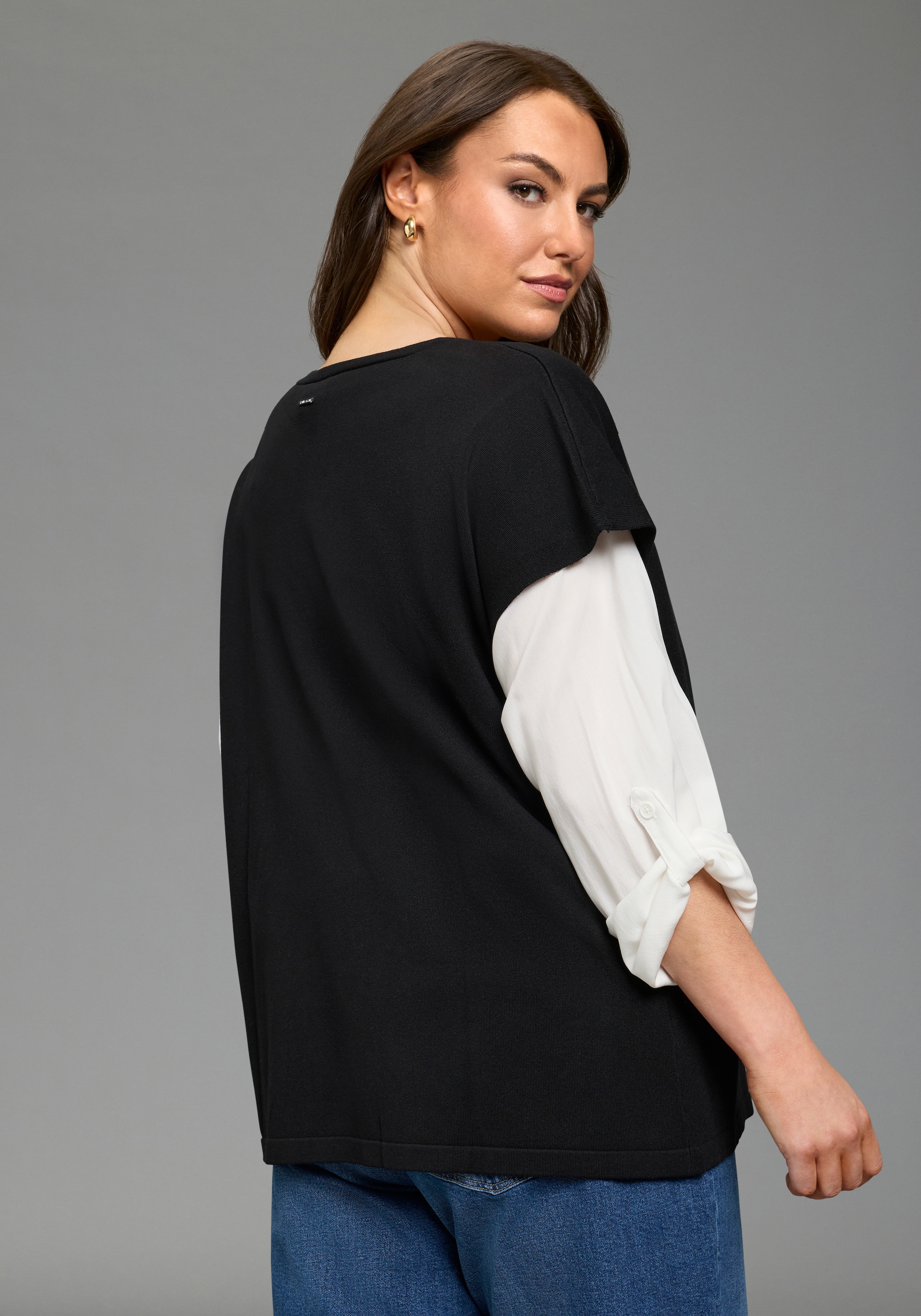 Laura Scott CURVE Strickjacke mit lässigem, figurschmeichelndem Schnitt