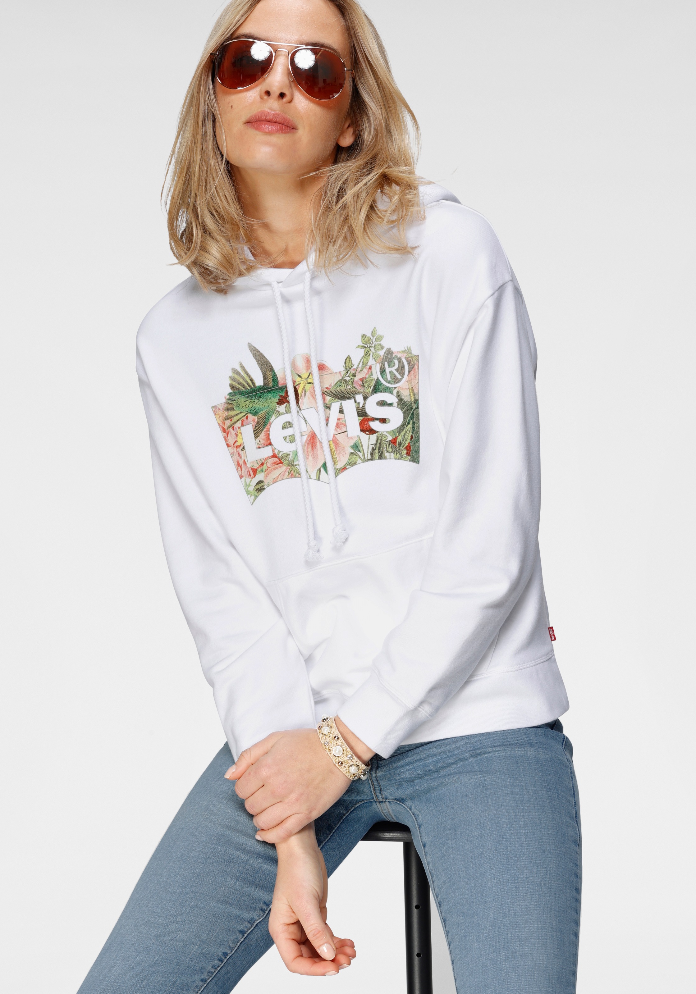 Image of Levi's® Hoodie »Graphic Standard Hoodie«, mit floralem Batwing-Logo-Print bei Ackermann Versand Schweiz