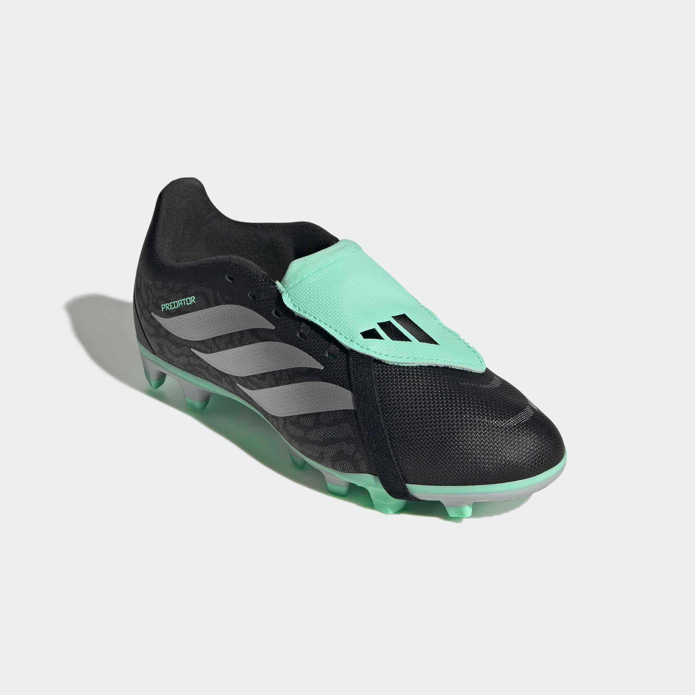 Image of adidas Performance Fussballschuh "PREDATOR CLUB KIDS, FESTE BÖDEN/MULTI GROUND, UMSCHLAGBARE ZUNGE" für viele verschiedene Böden geeignet