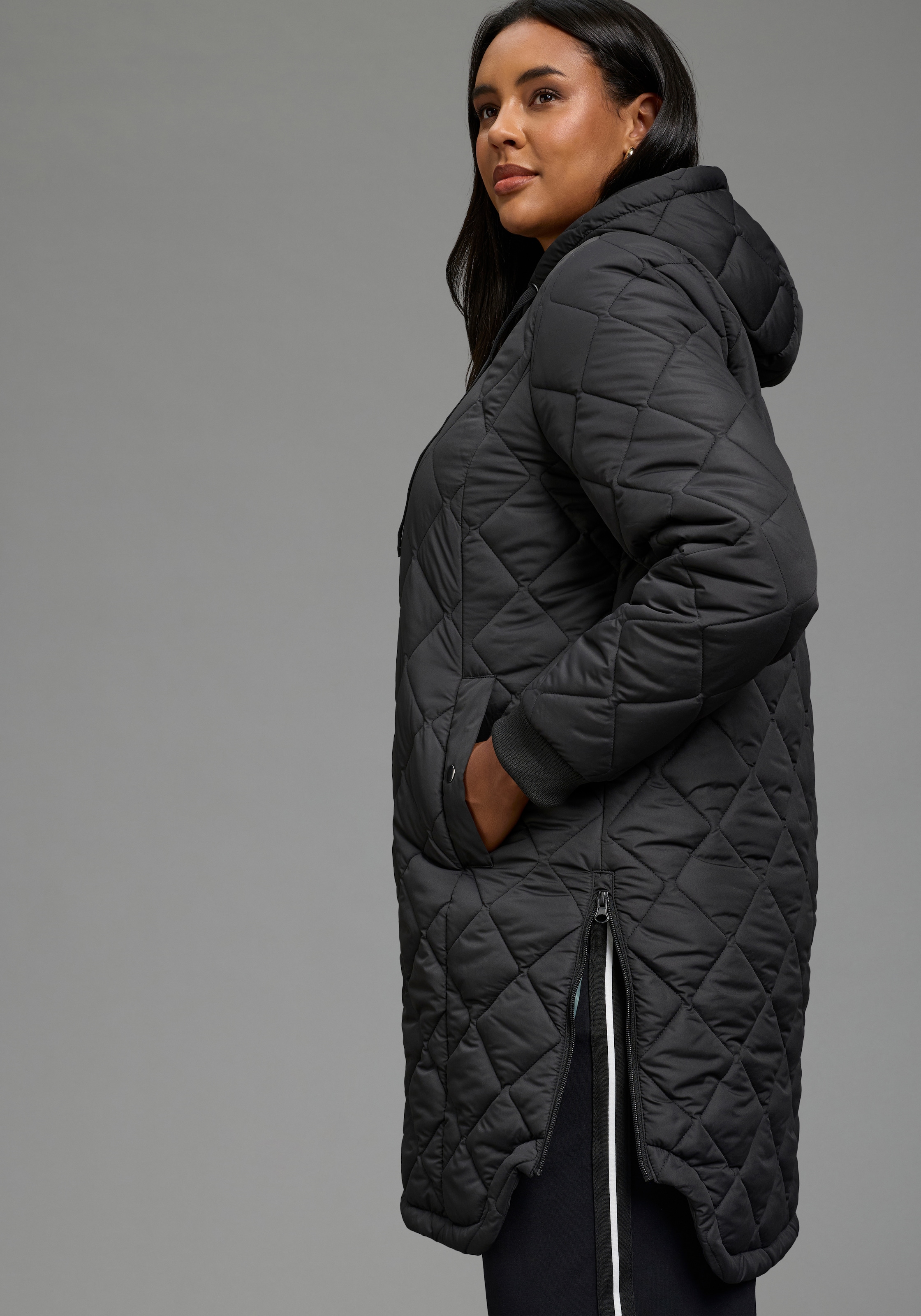 Laura Scott CURVE Manteau matelassé »Grosse Grössen« légèrement doublé avec capuche, idéal pour la transition